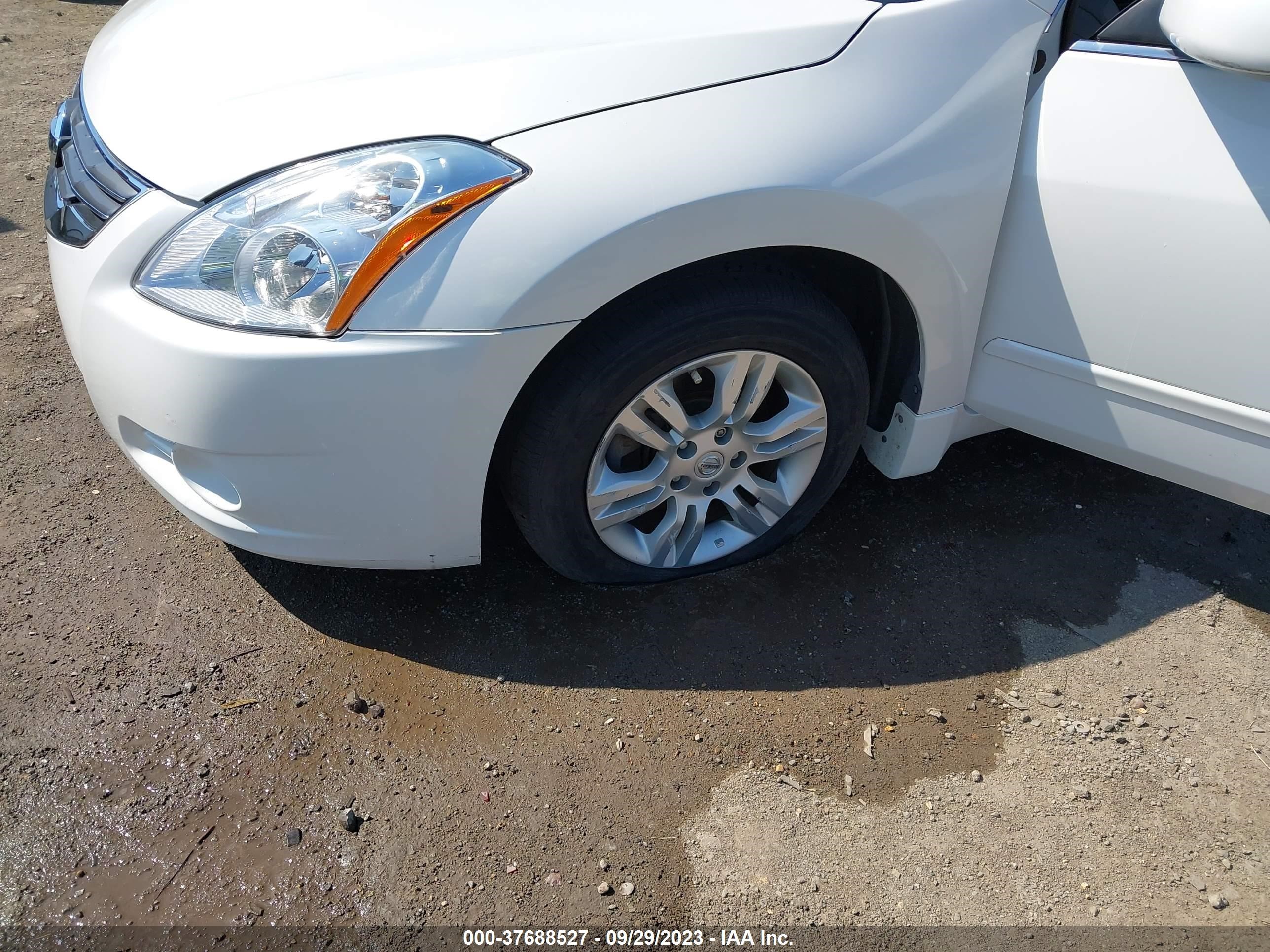 Photo 5 VIN: 1N4AL2AP3CN401820 - NISSAN ALTIMA 