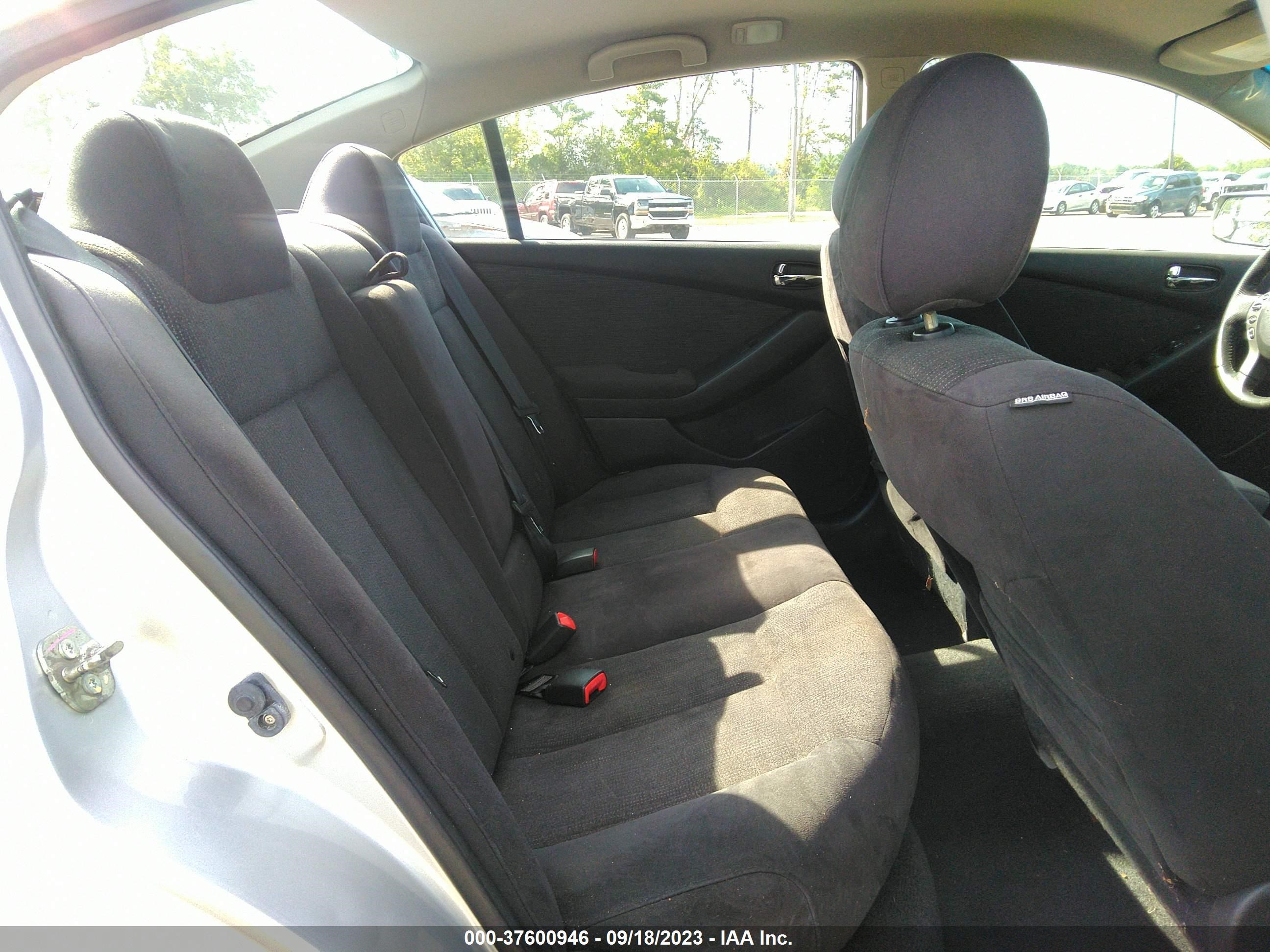 Photo 7 VIN: 1N4AL2AP3CN562930 - NISSAN ALTIMA 