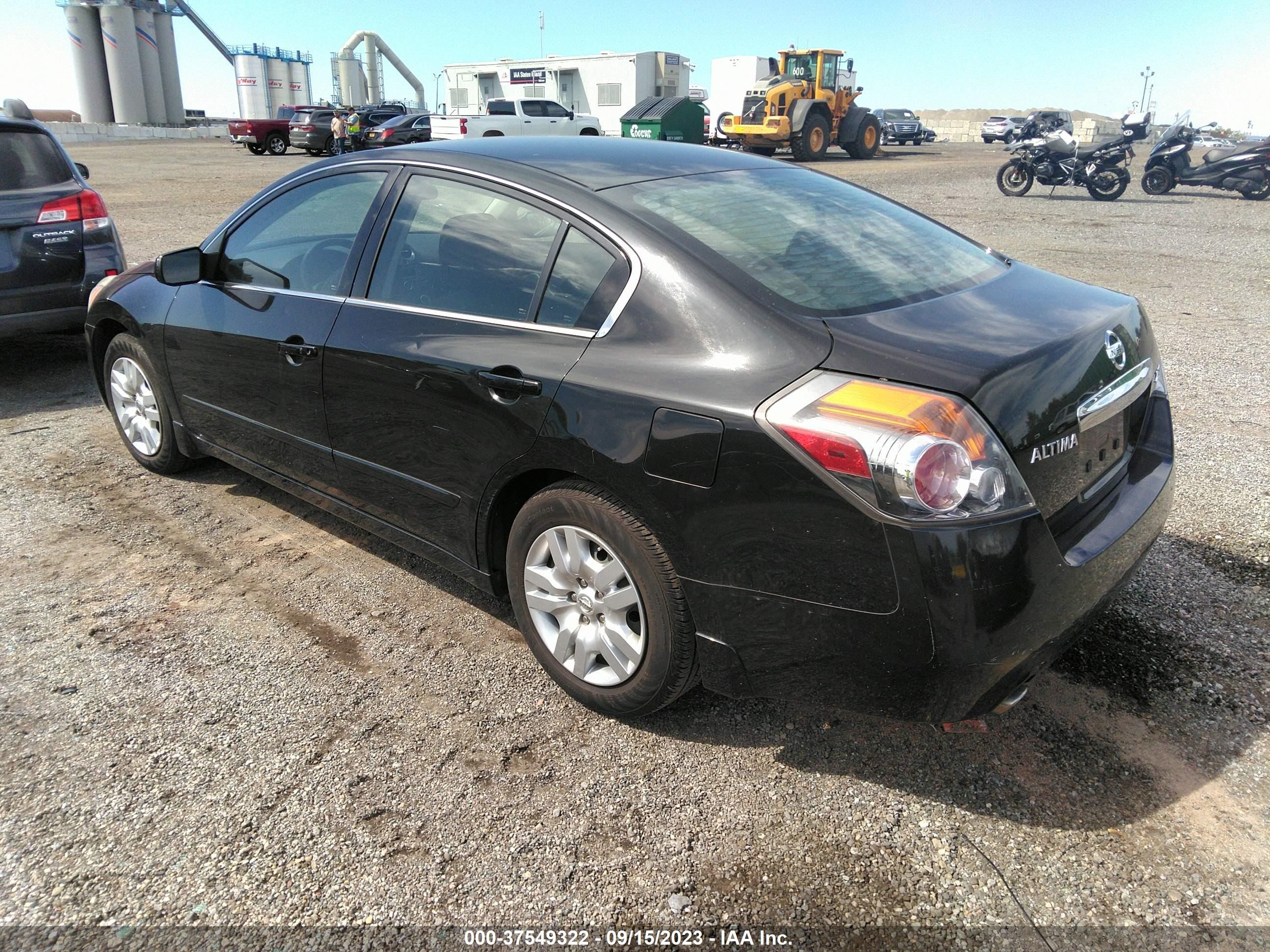 Photo 2 VIN: 1N4AL2AP5CC251639 - NISSAN ALTIMA 