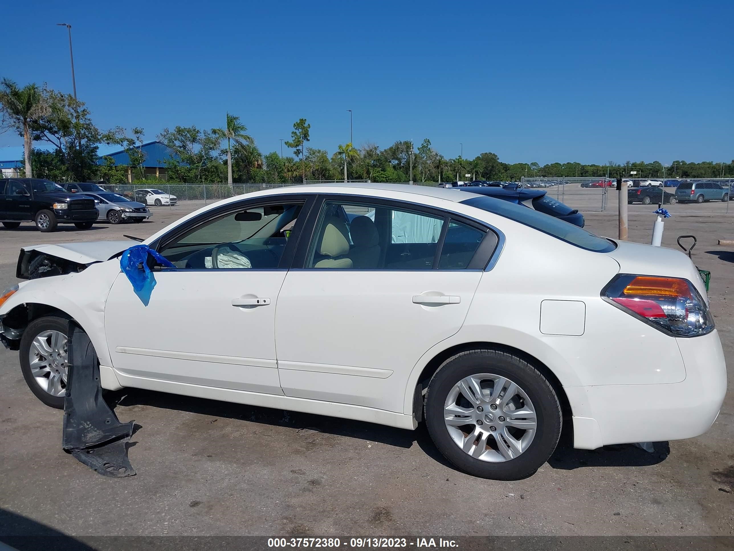 Photo 12 VIN: 1N4AL2AP6AN448742 - NISSAN ALTIMA 