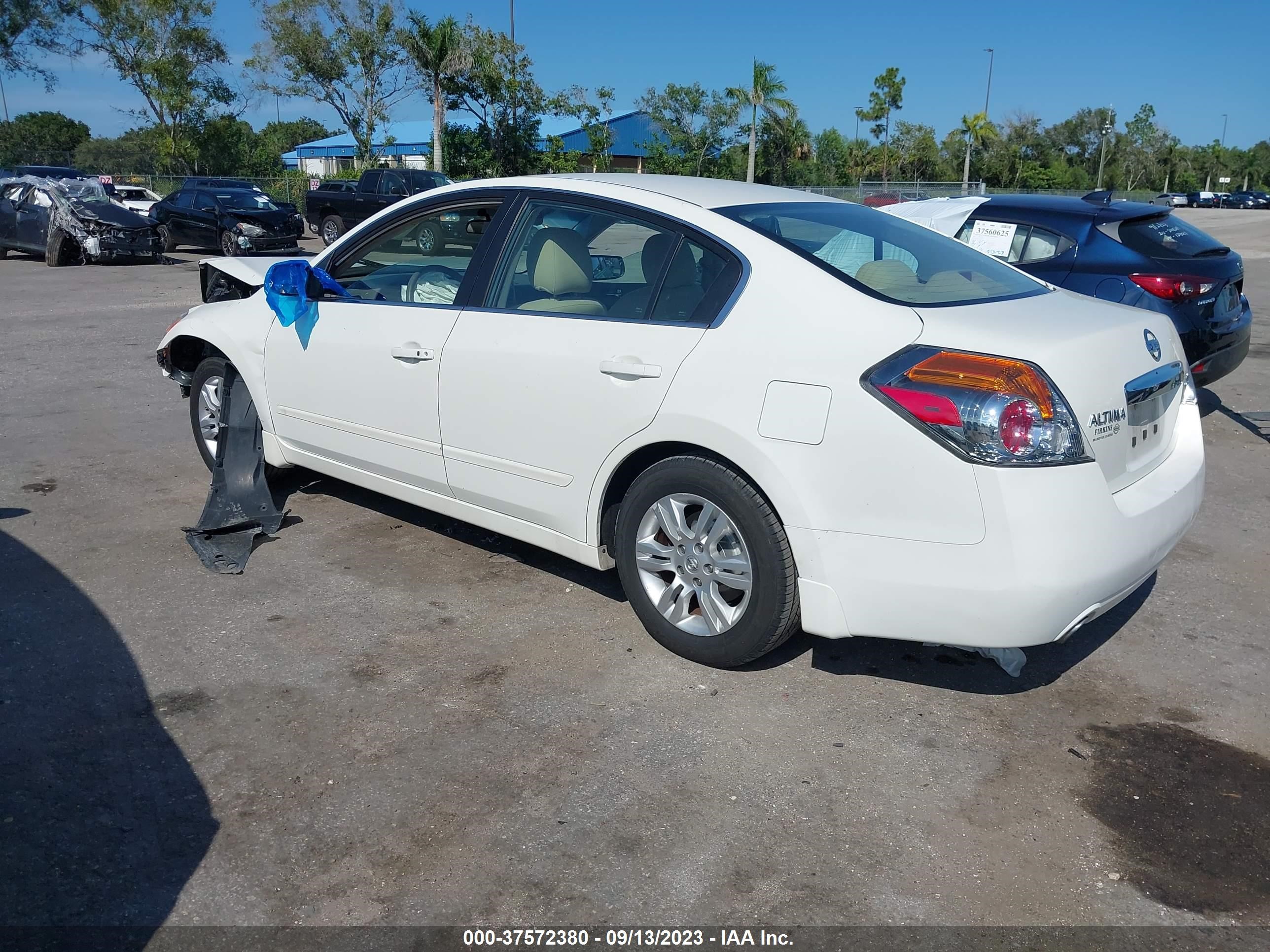 Photo 2 VIN: 1N4AL2AP6AN448742 - NISSAN ALTIMA 