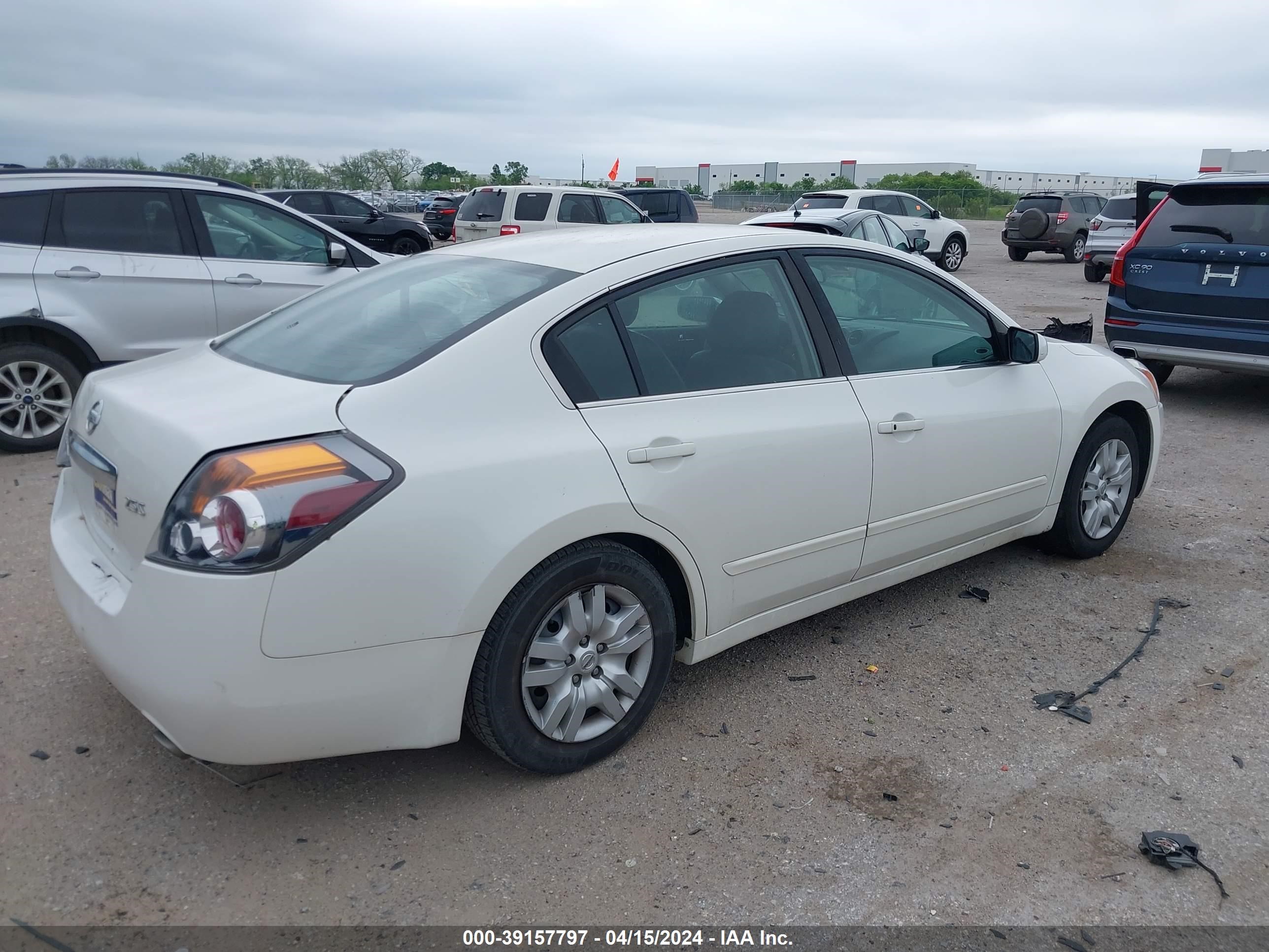 Photo 3 VIN: 1N4AL2AP7AN437121 - NISSAN ALTIMA 