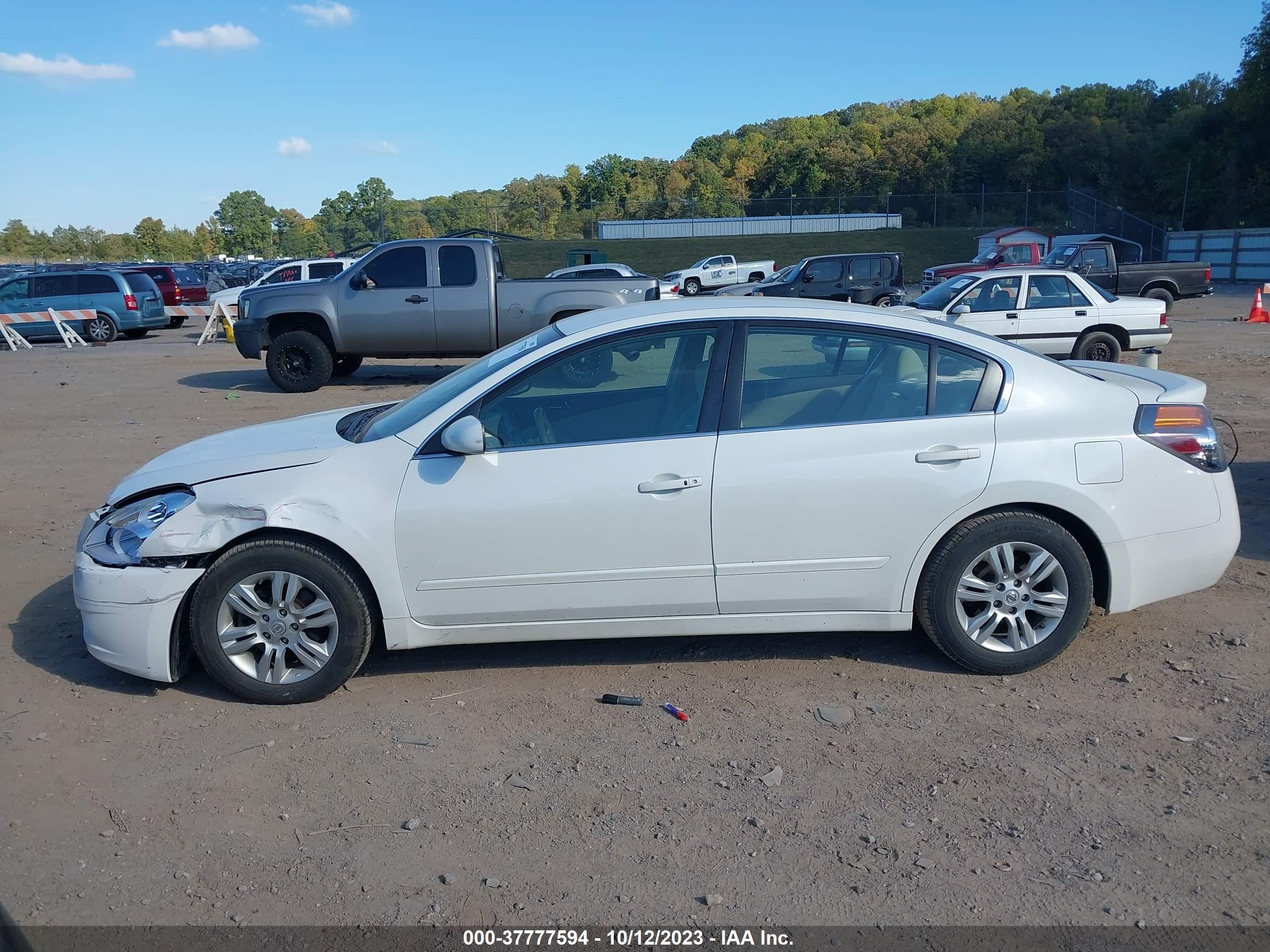 Photo 11 VIN: 1N4AL2AP7BN443860 - NISSAN ALTIMA 