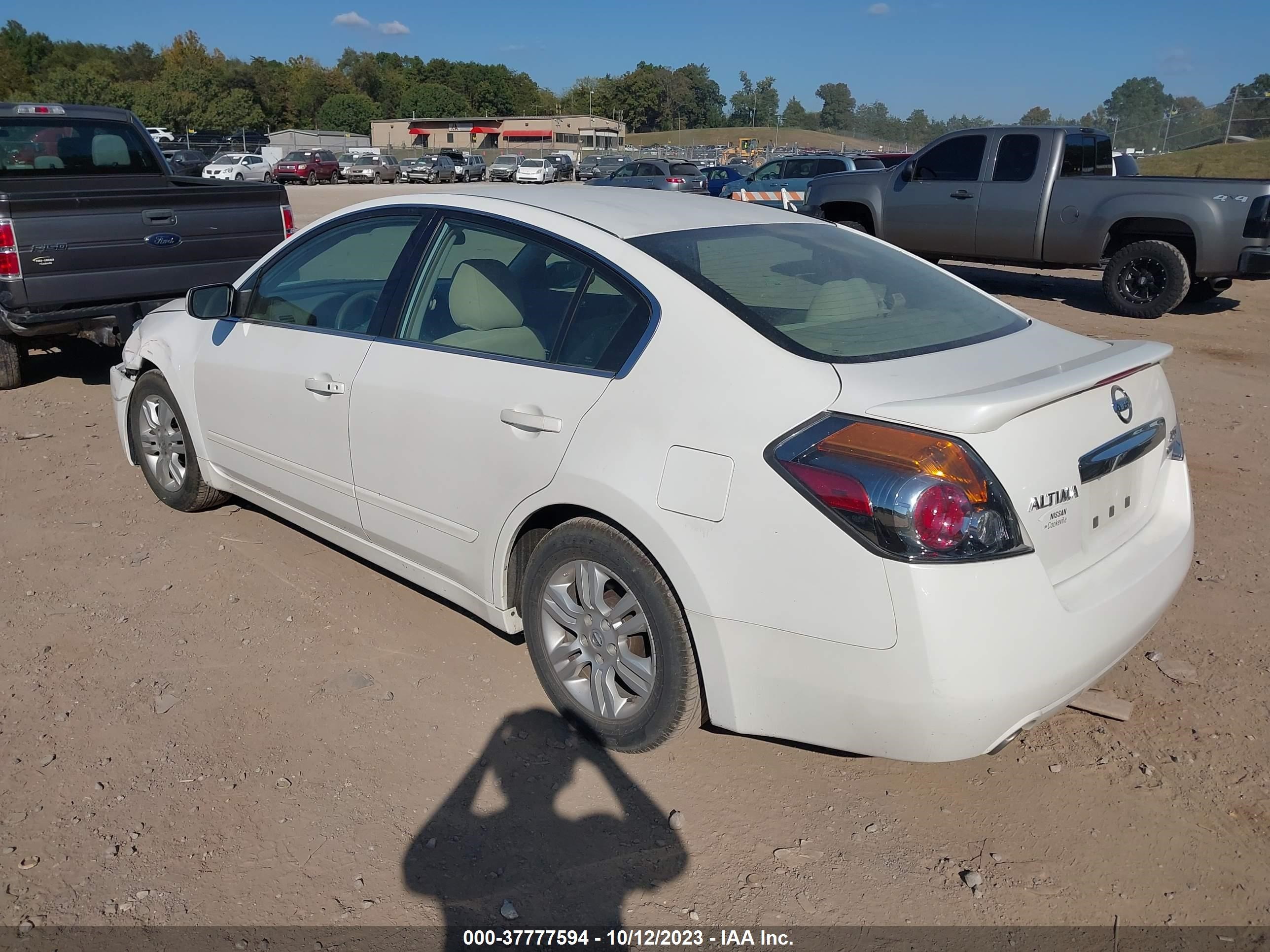 Photo 2 VIN: 1N4AL2AP7BN443860 - NISSAN ALTIMA 