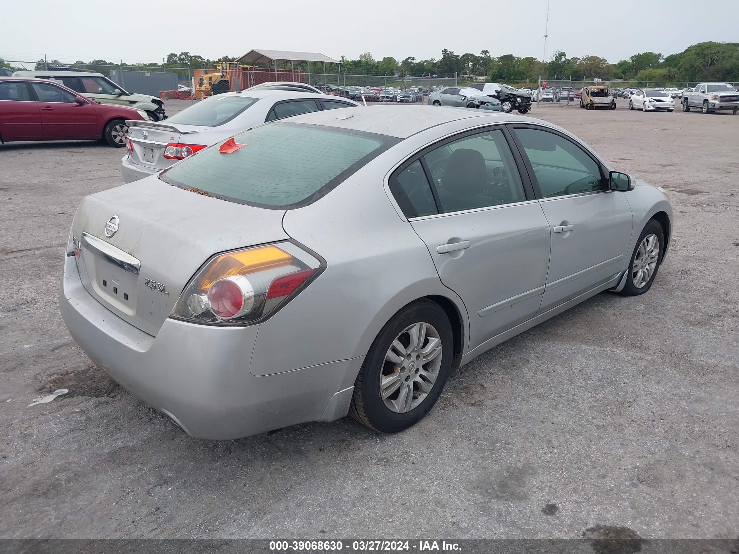 Photo 3 VIN: 1N4AL2AP8CN410464 - NISSAN ALTIMA 