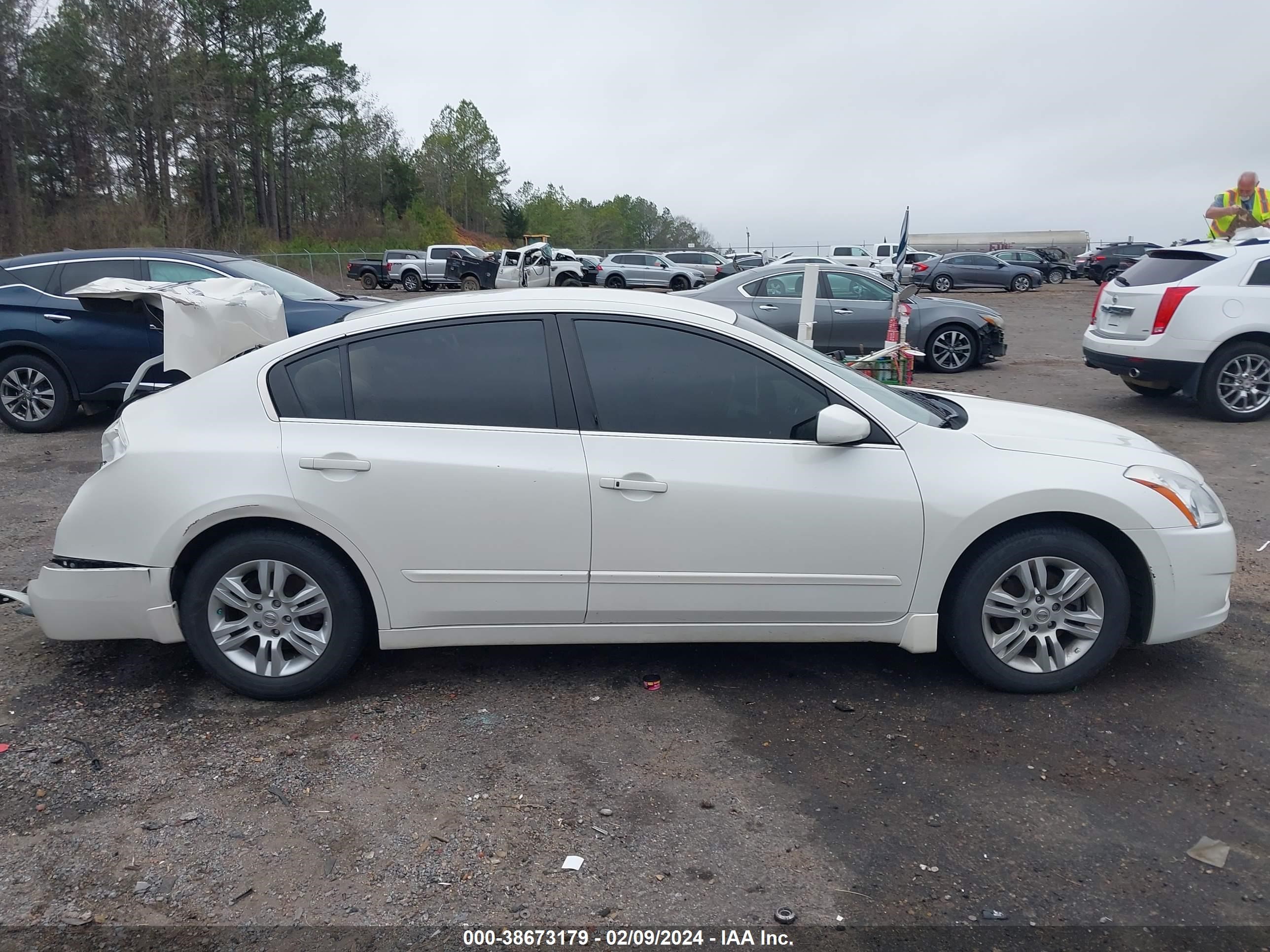 Photo 13 VIN: 1N4AL2AP9BN427174 - NISSAN ALTIMA 