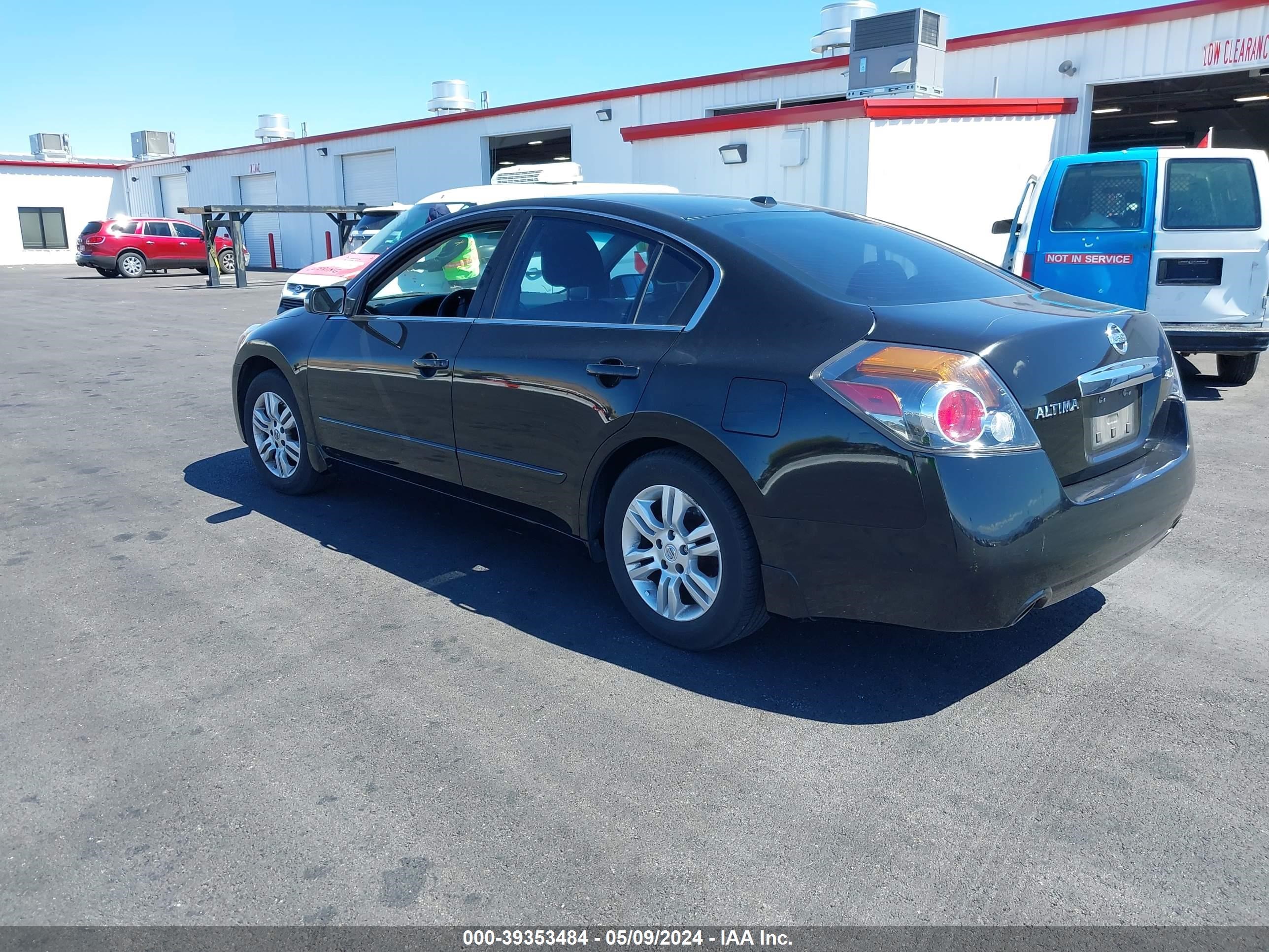 Photo 2 VIN: 1N4AL2AP9CN470284 - NISSAN ALTIMA 