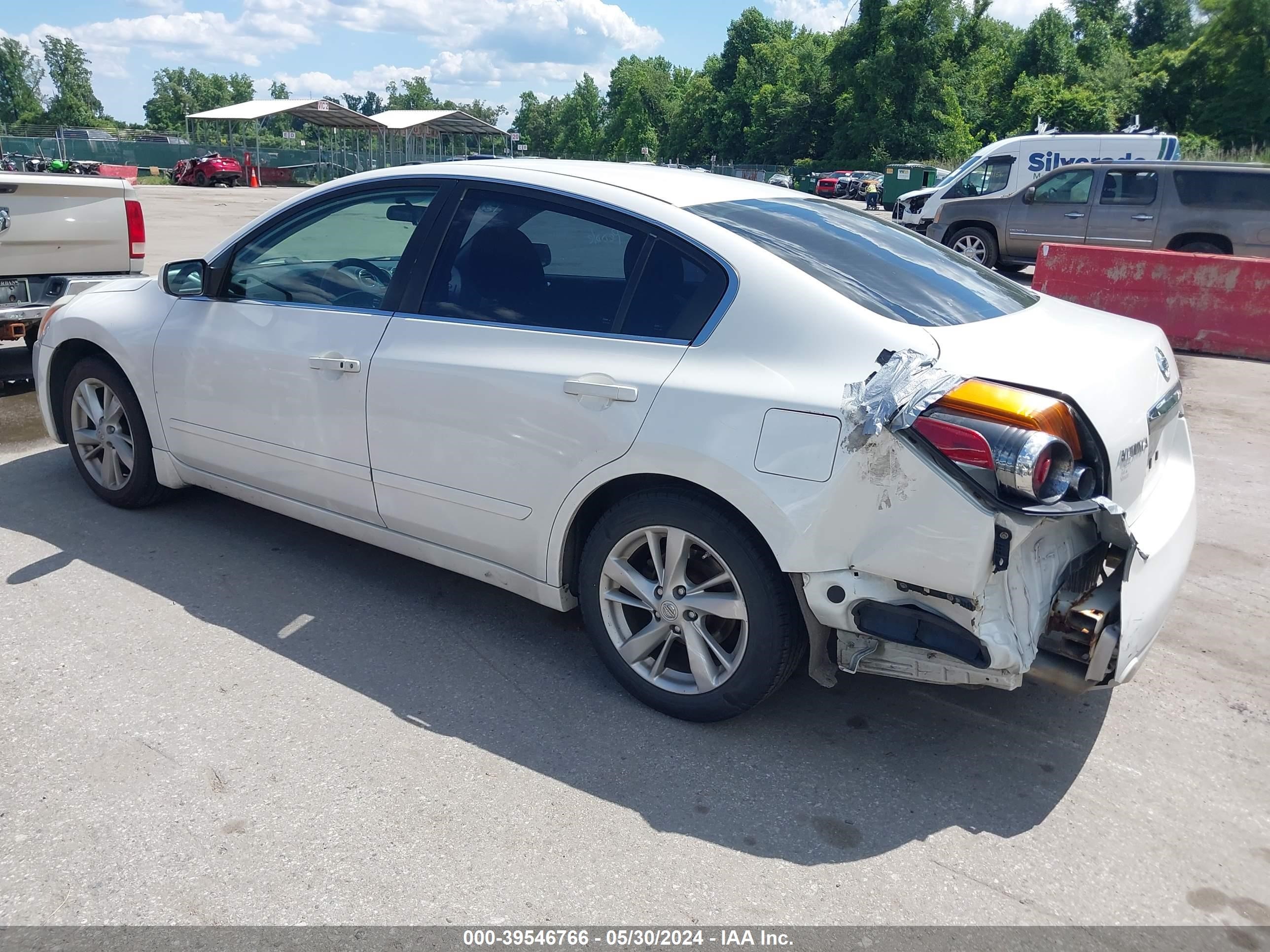 Photo 2 VIN: 1N4AL2AP9CN570983 - NISSAN ALTIMA 