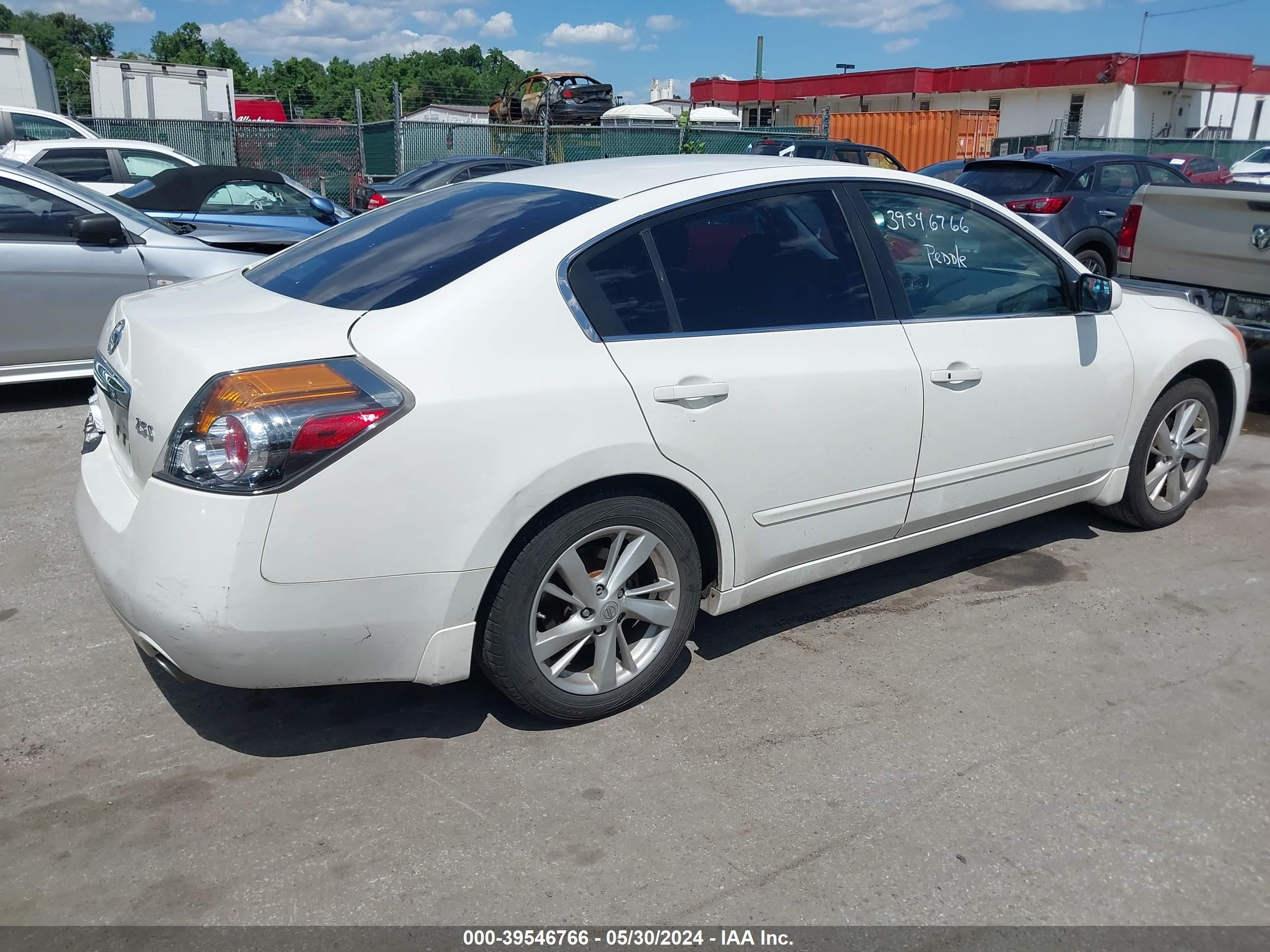 Photo 3 VIN: 1N4AL2AP9CN570983 - NISSAN ALTIMA 