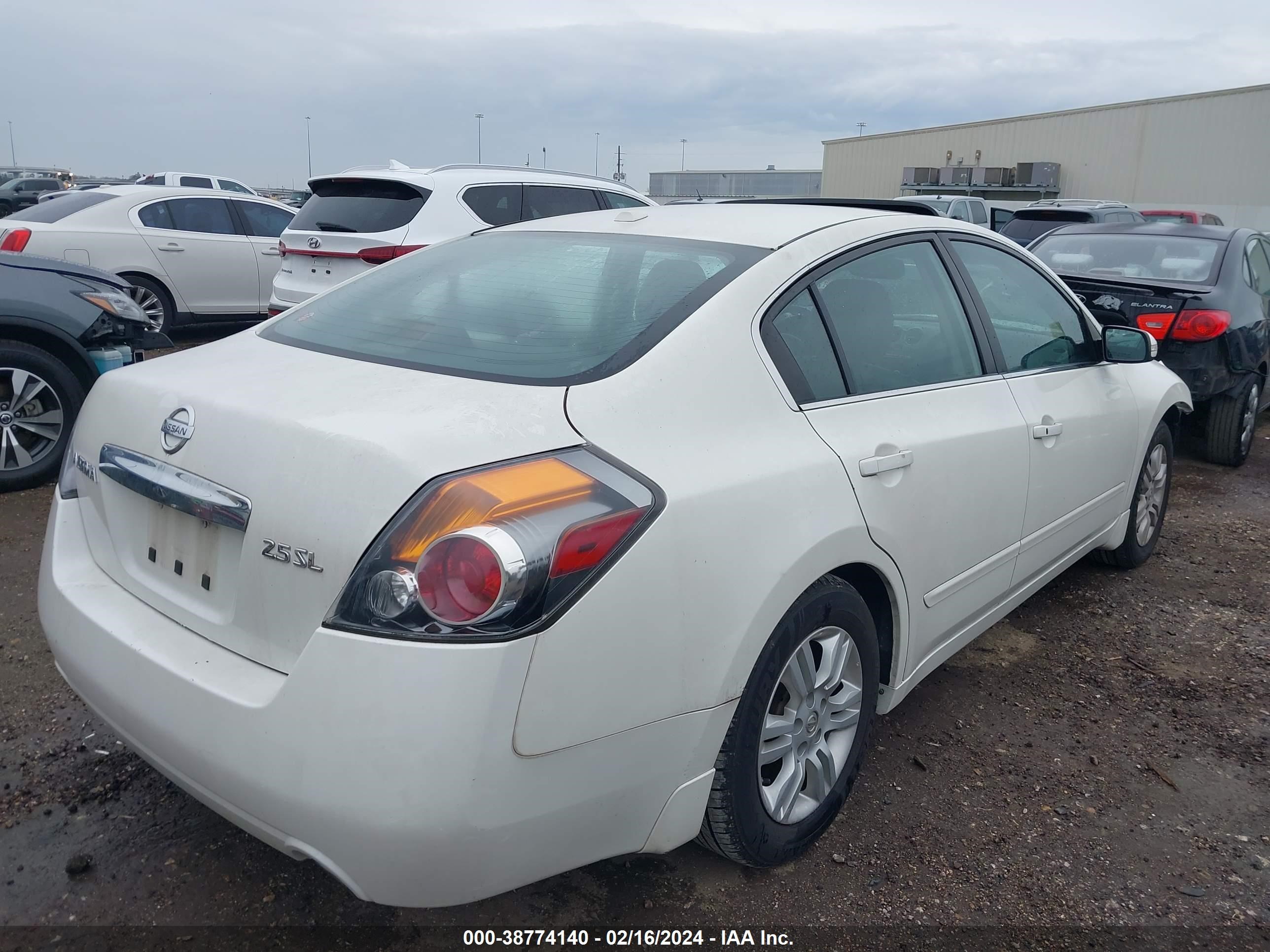 Photo 3 VIN: 1N4AL2APXAN559942 - NISSAN ALTIMA 