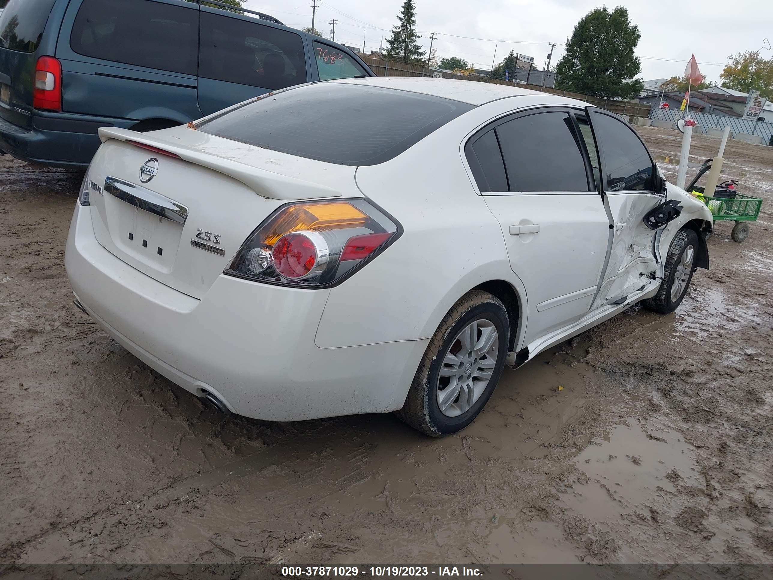 Photo 3 VIN: 1N4AL2APXBC160834 - NISSAN ALTIMA 