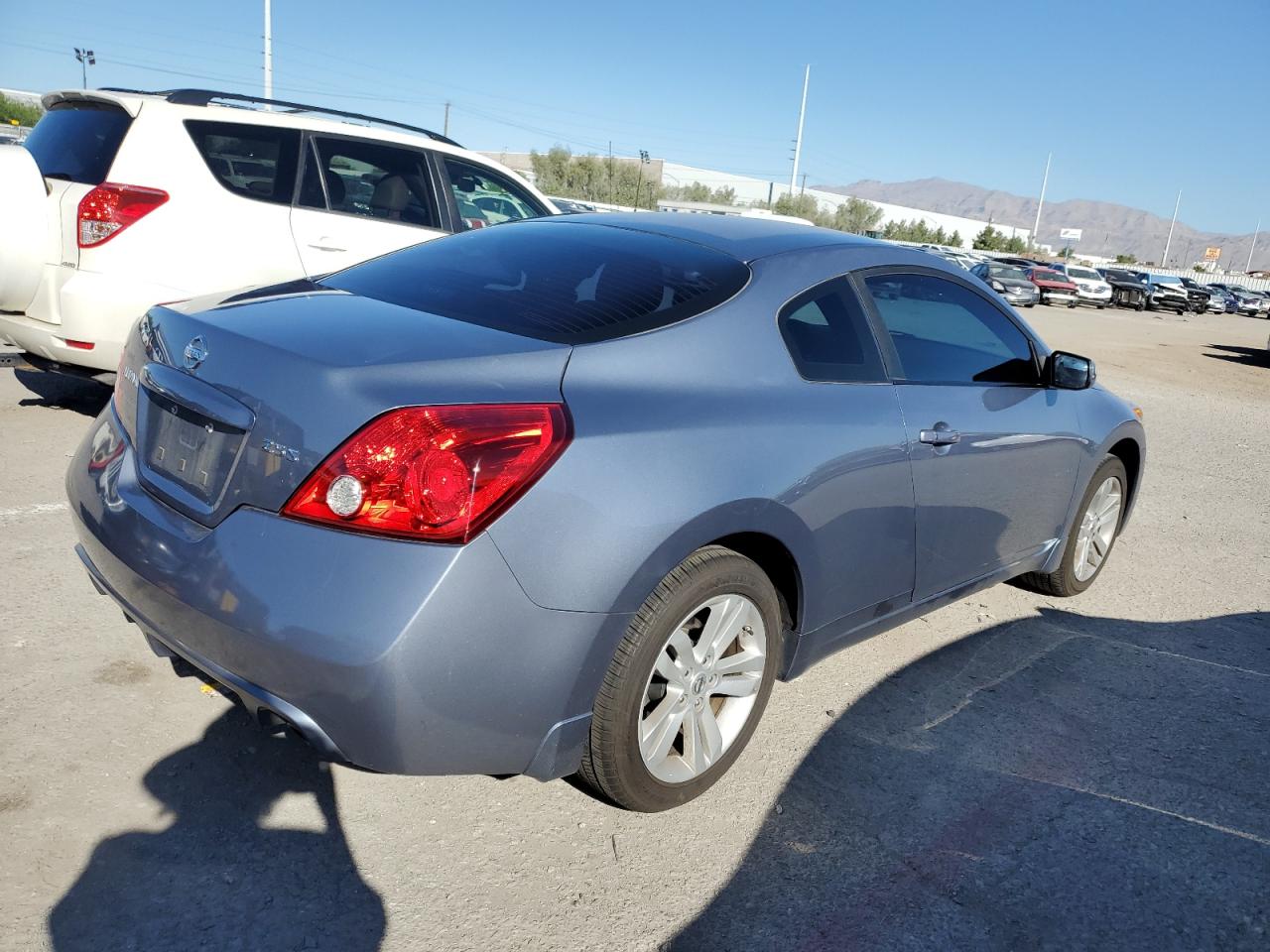 Photo 2 VIN: 1N4AL2EPXBC147933 - NISSAN ALTIMA 