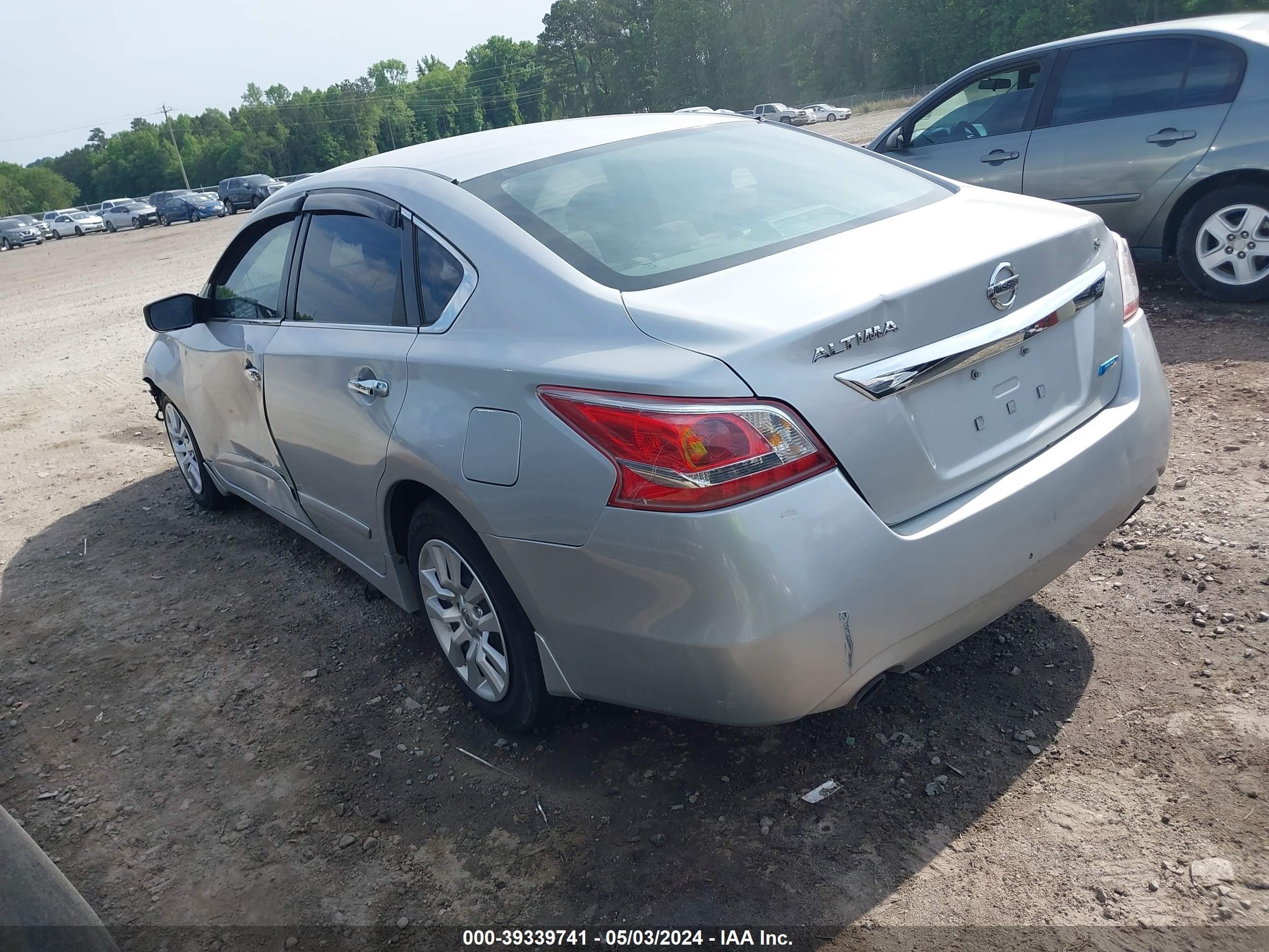 Photo 2 VIN: 1N4AL3AP0DC115426 - NISSAN ALTIMA 