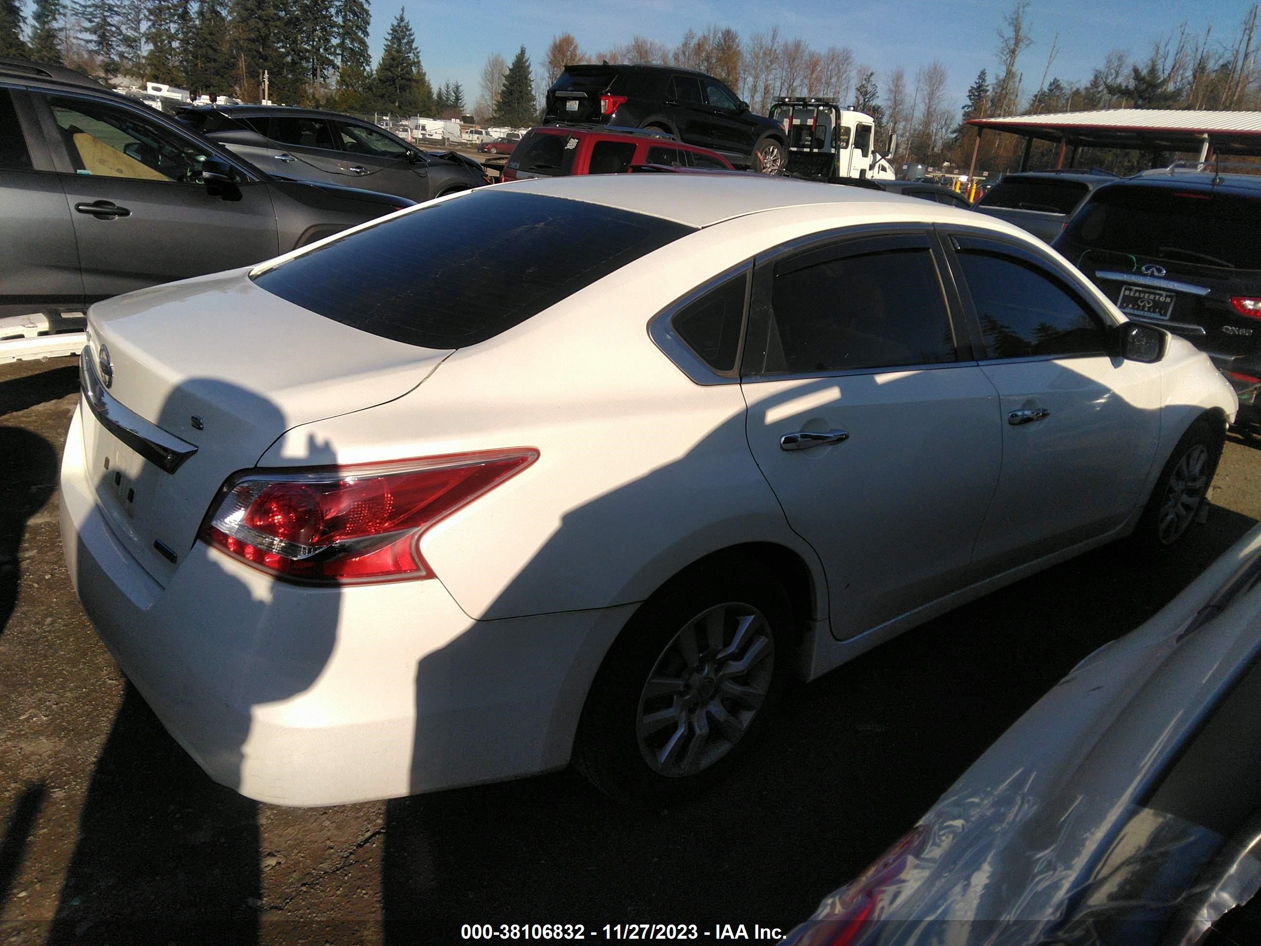 Photo 3 VIN: 1N4AL3AP0DC214988 - NISSAN ALTIMA 