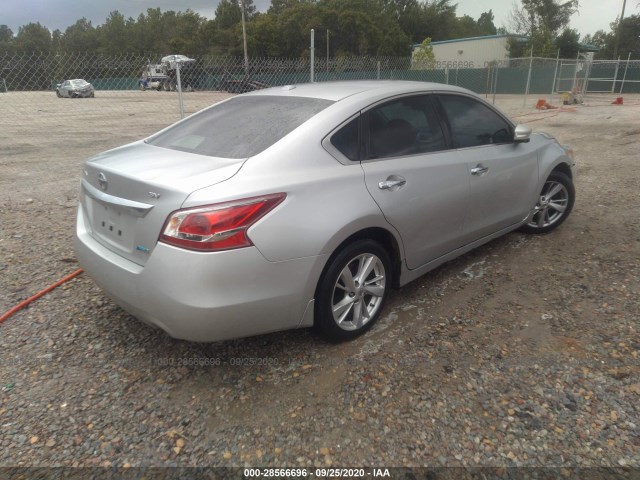 Photo 3 VIN: 1N4AL3AP0DC295555 - NISSAN ALTIMA 