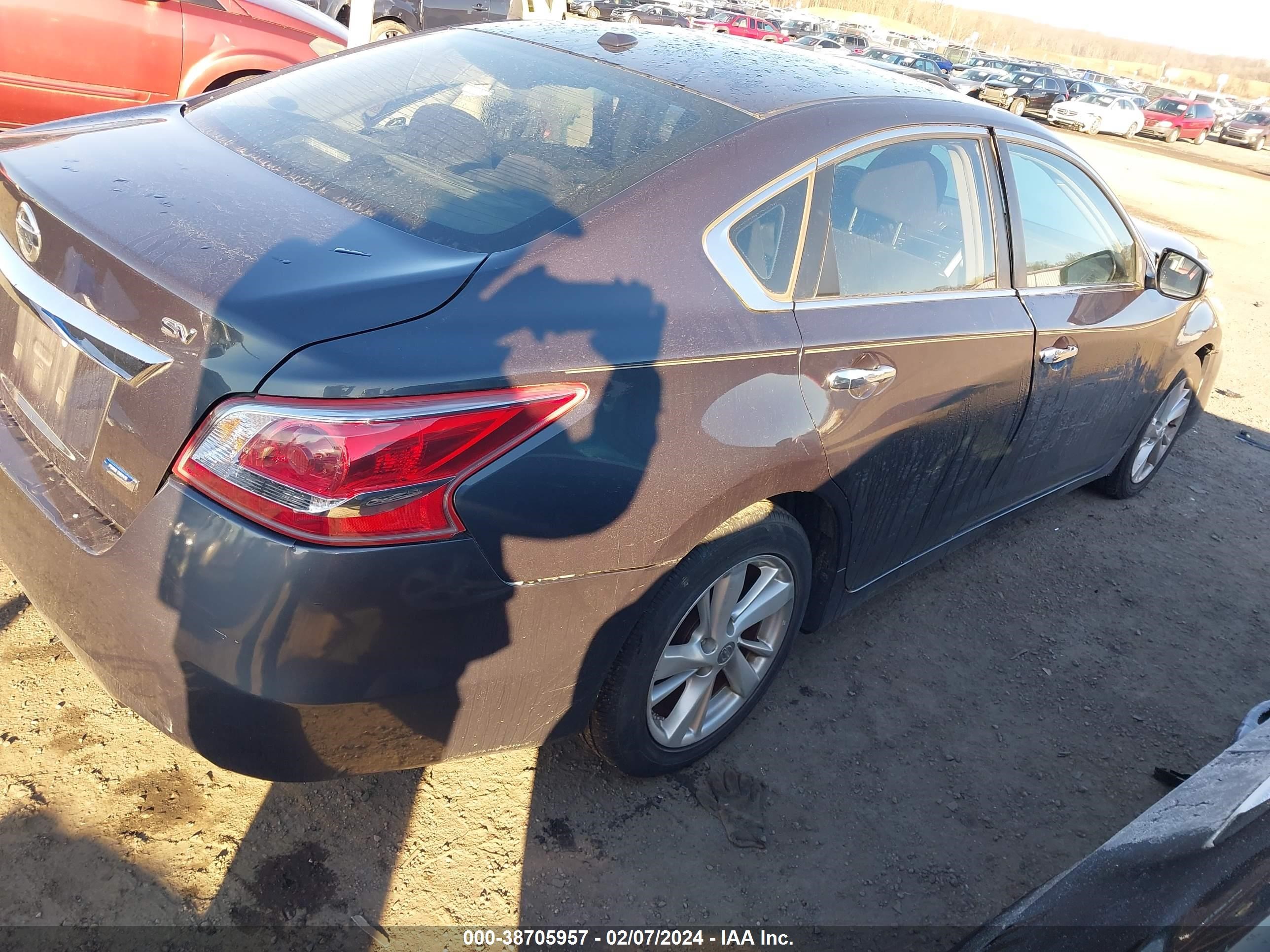 Photo 3 VIN: 1N4AL3AP0DN470925 - NISSAN ALTIMA 