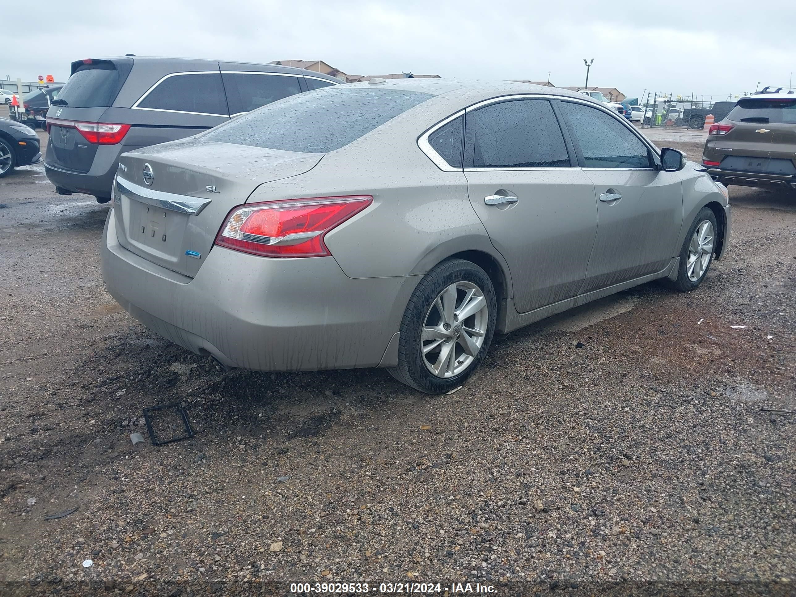 Photo 3 VIN: 1N4AL3AP0DN511702 - NISSAN ALTIMA 