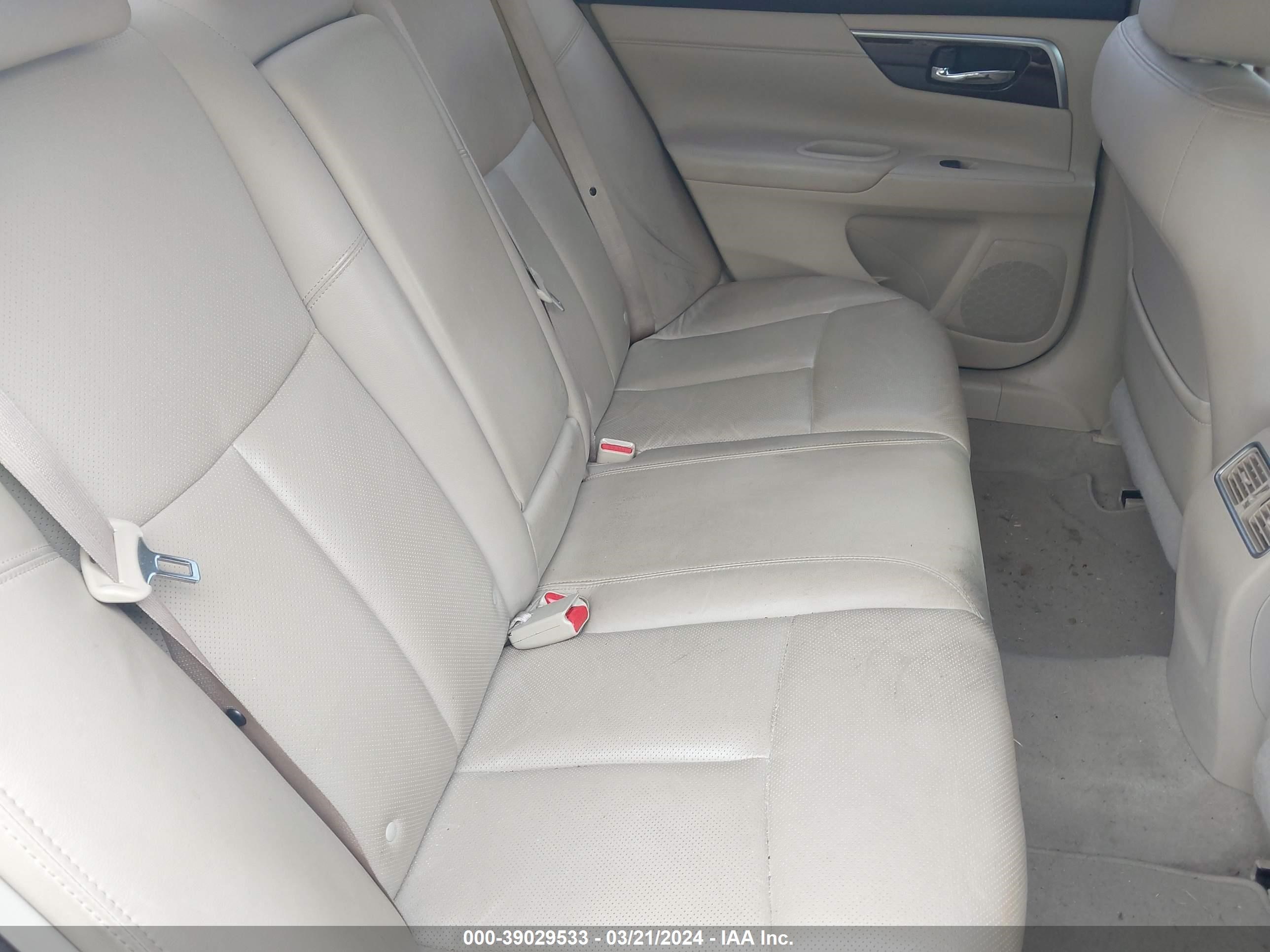 Photo 7 VIN: 1N4AL3AP0DN511702 - NISSAN ALTIMA 