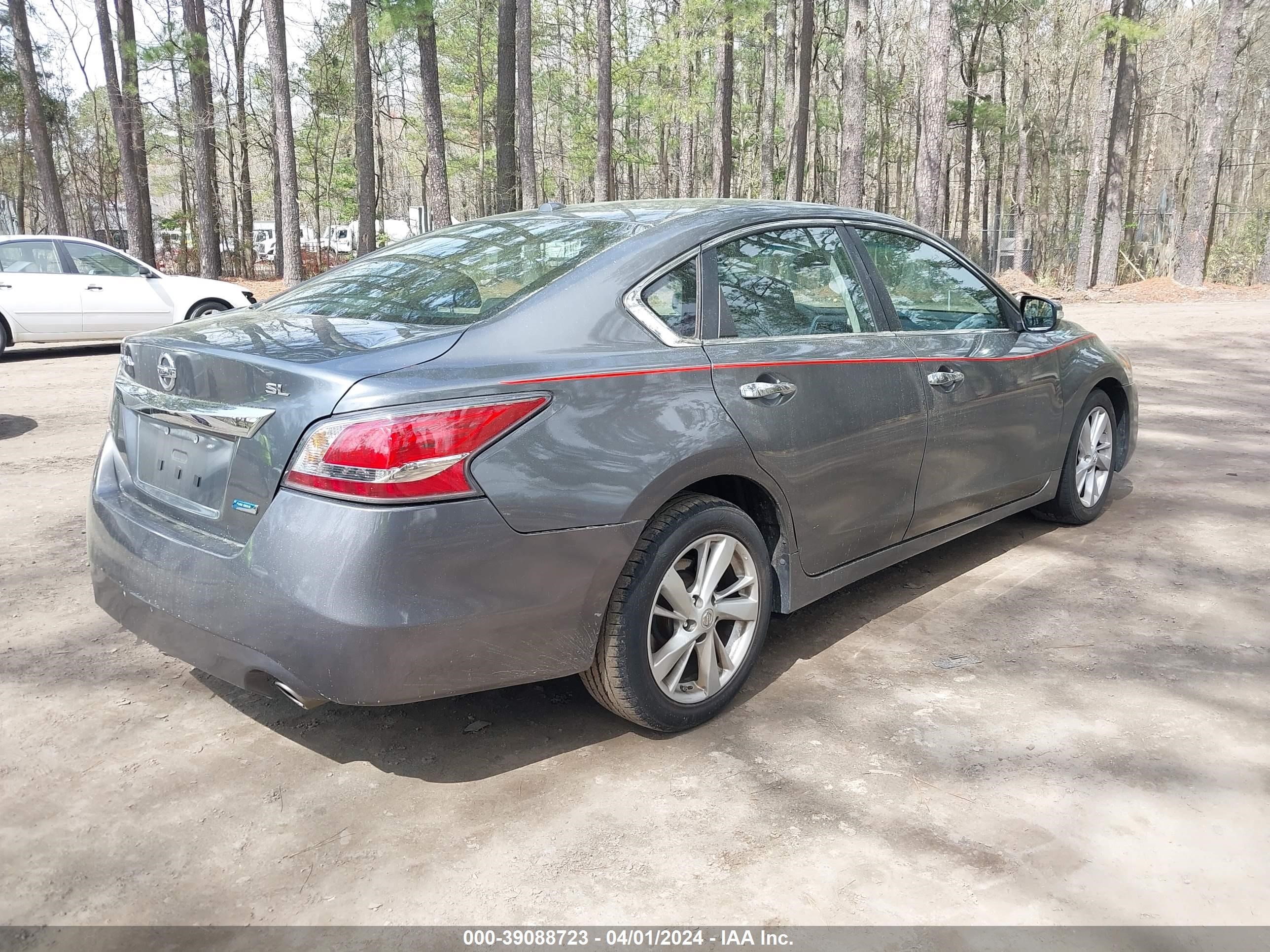 Photo 3 VIN: 1N4AL3AP0EC145656 - NISSAN ALTIMA 