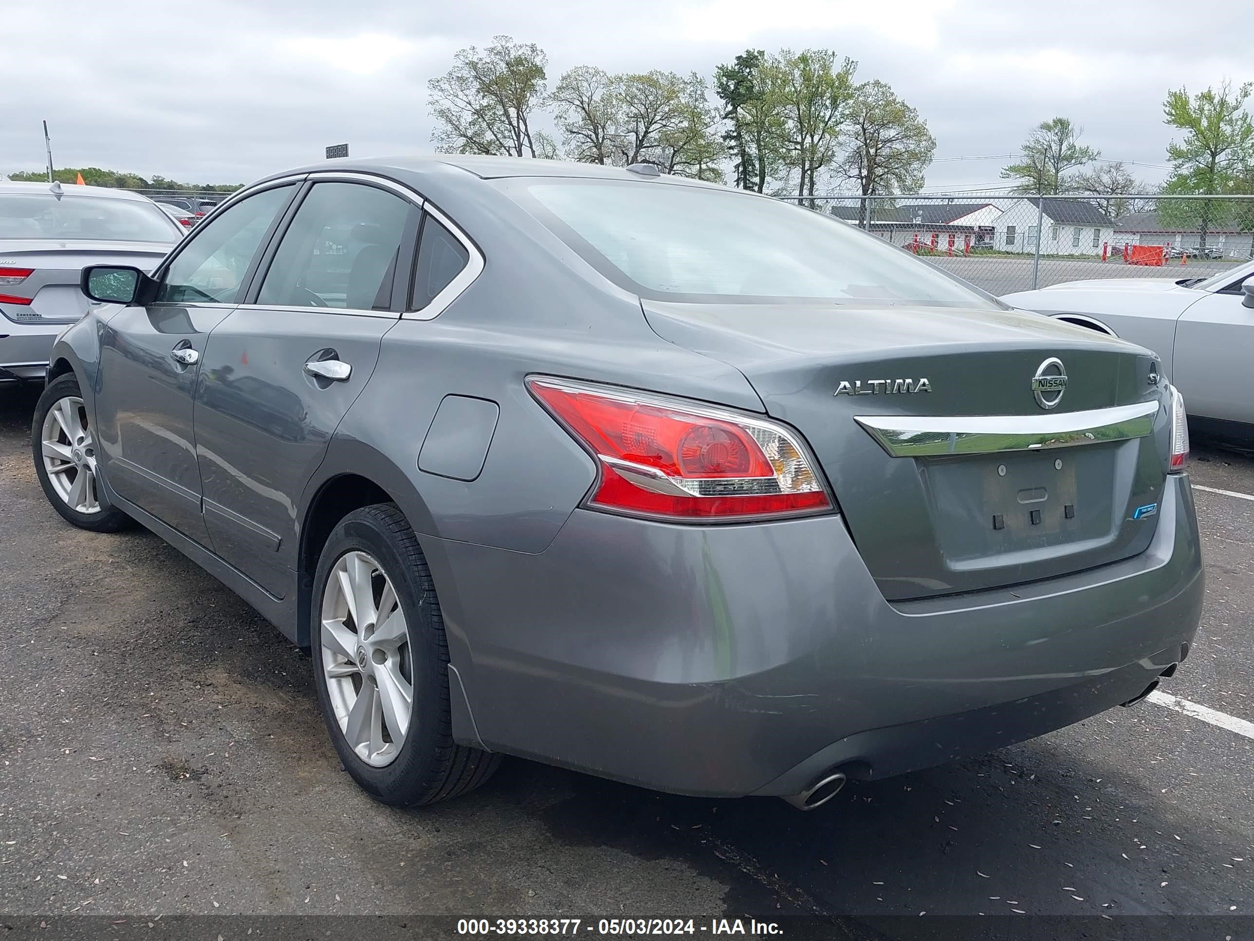 Photo 2 VIN: 1N4AL3AP0EC406929 - NISSAN ALTIMA 