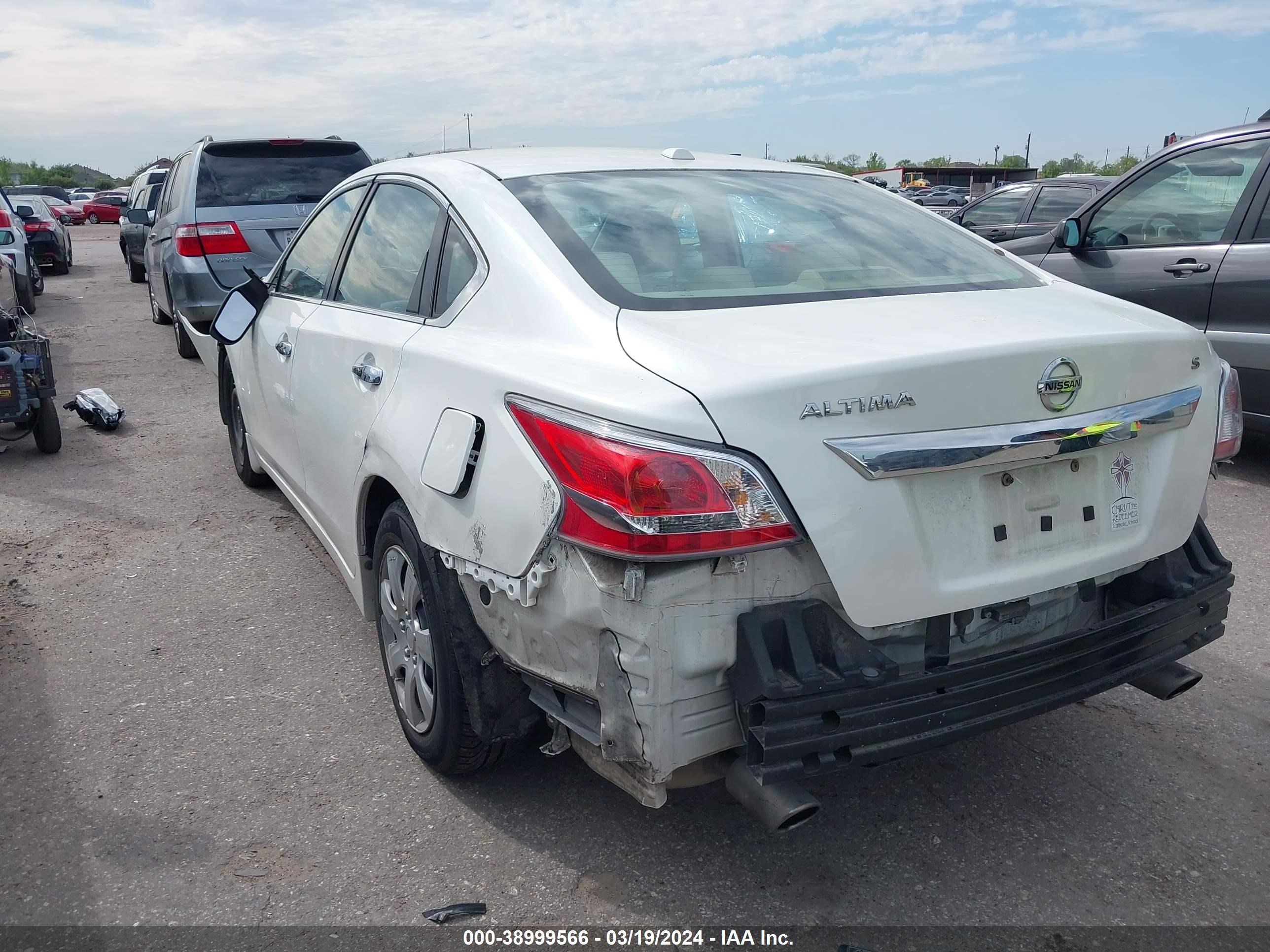 Photo 2 VIN: 1N4AL3AP0FC204822 - NISSAN ALTIMA 