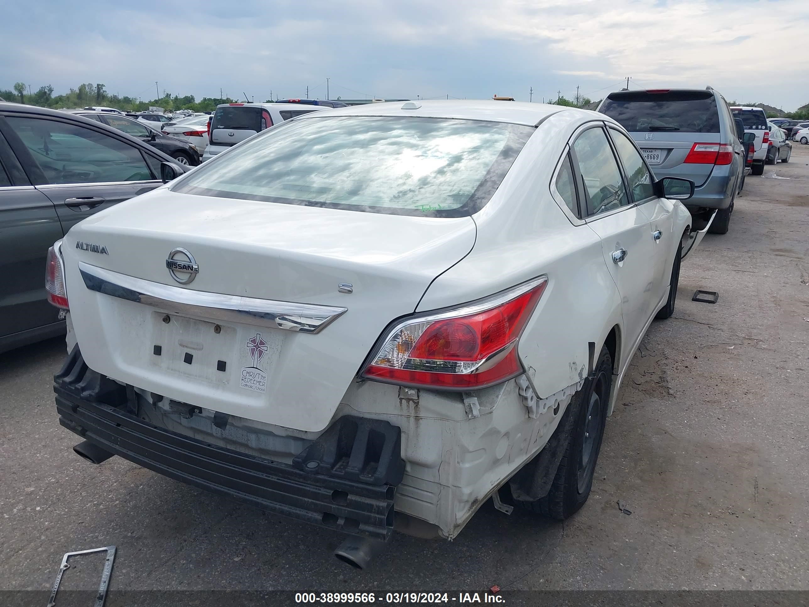 Photo 3 VIN: 1N4AL3AP0FC204822 - NISSAN ALTIMA 