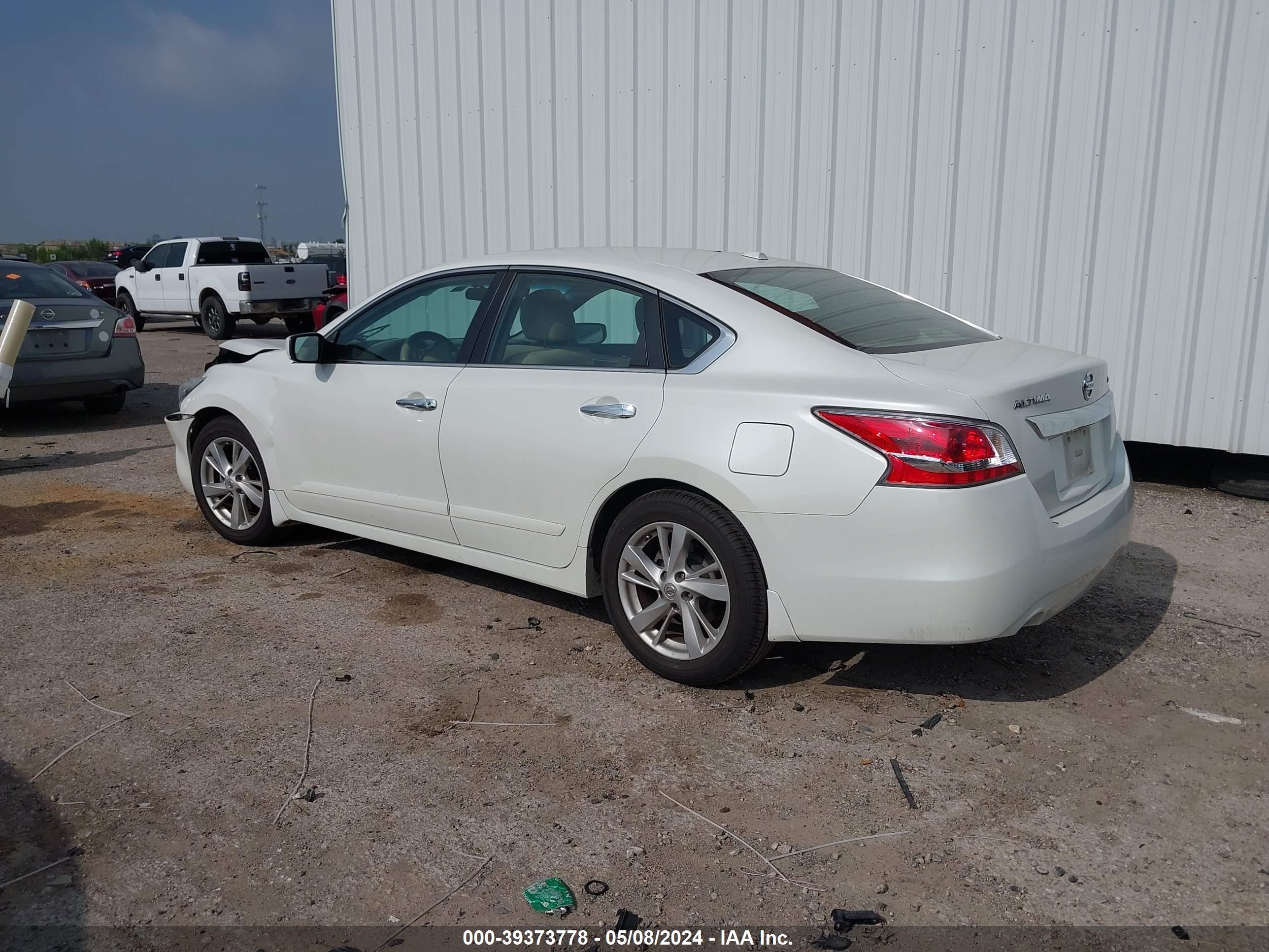 Photo 2 VIN: 1N4AL3AP0FC205842 - NISSAN ALTIMA 