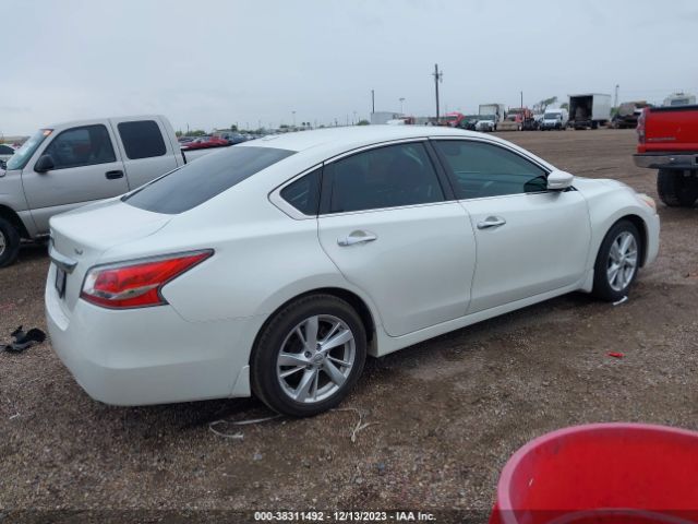 Photo 3 VIN: 1N4AL3AP0FC208577 - NISSAN ALTIMA 