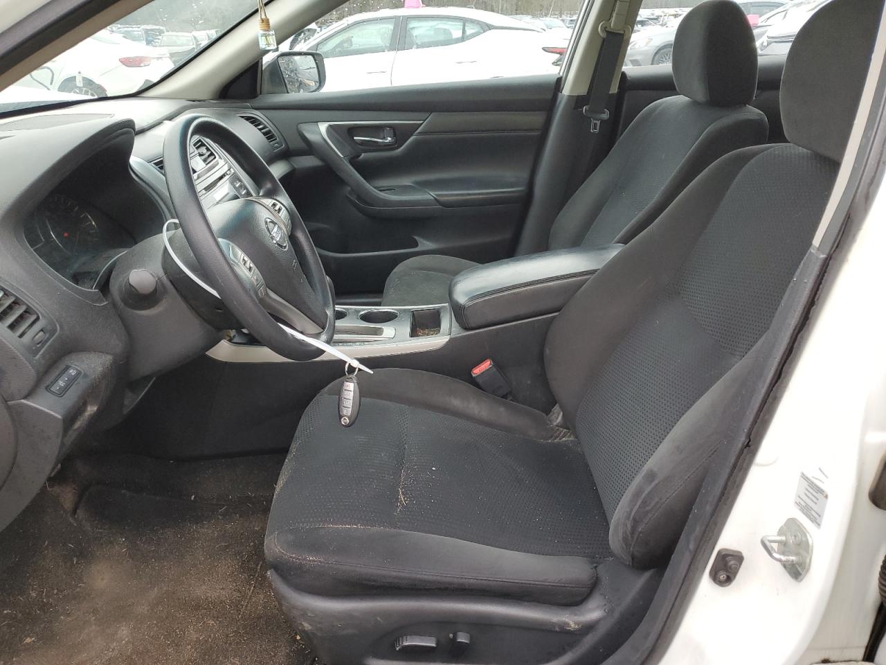 Photo 6 VIN: 1N4AL3AP0FC410867 - NISSAN ALTIMA 