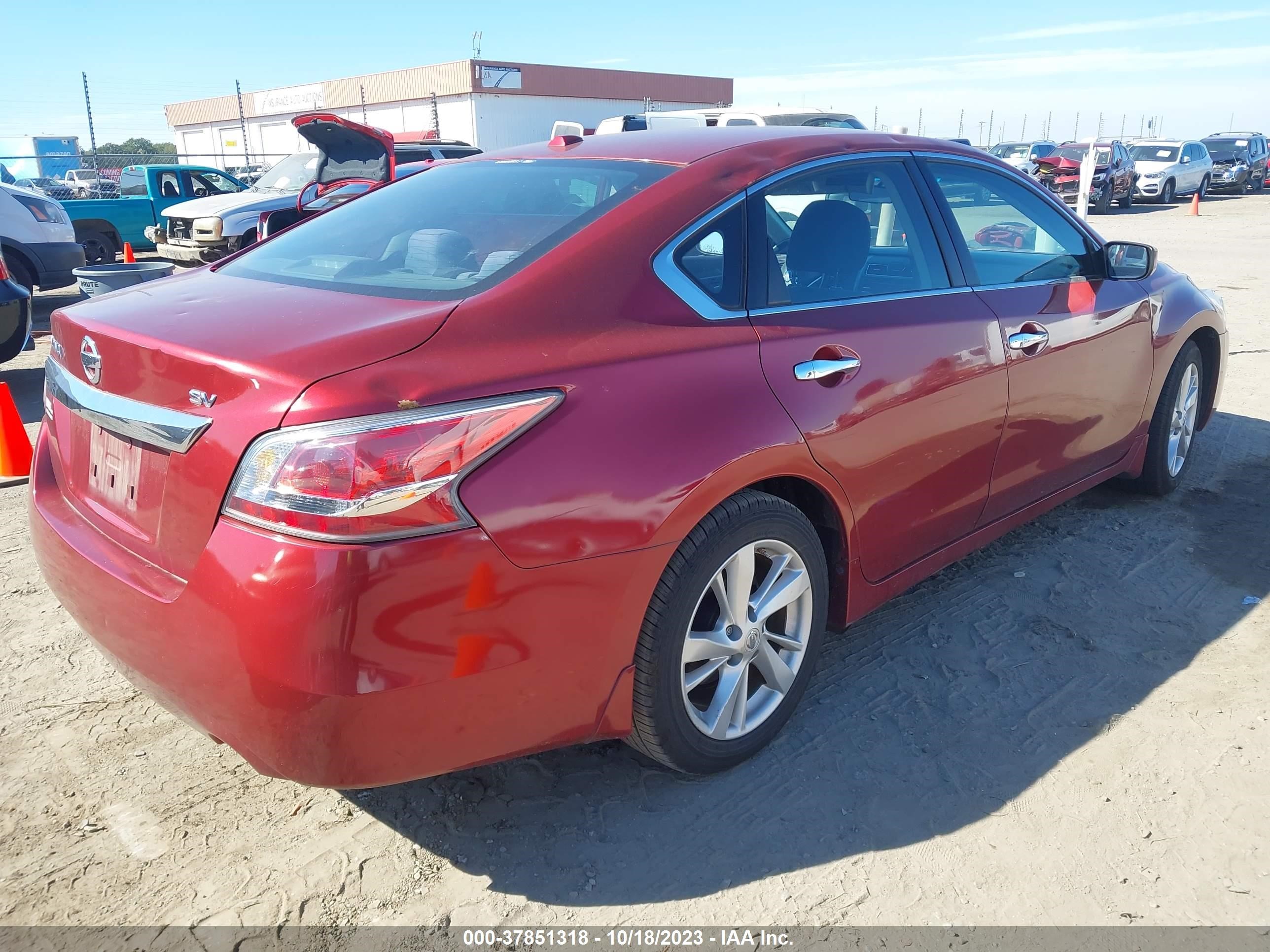 Photo 3 VIN: 1N4AL3AP0FC471085 - NISSAN ALTIMA 