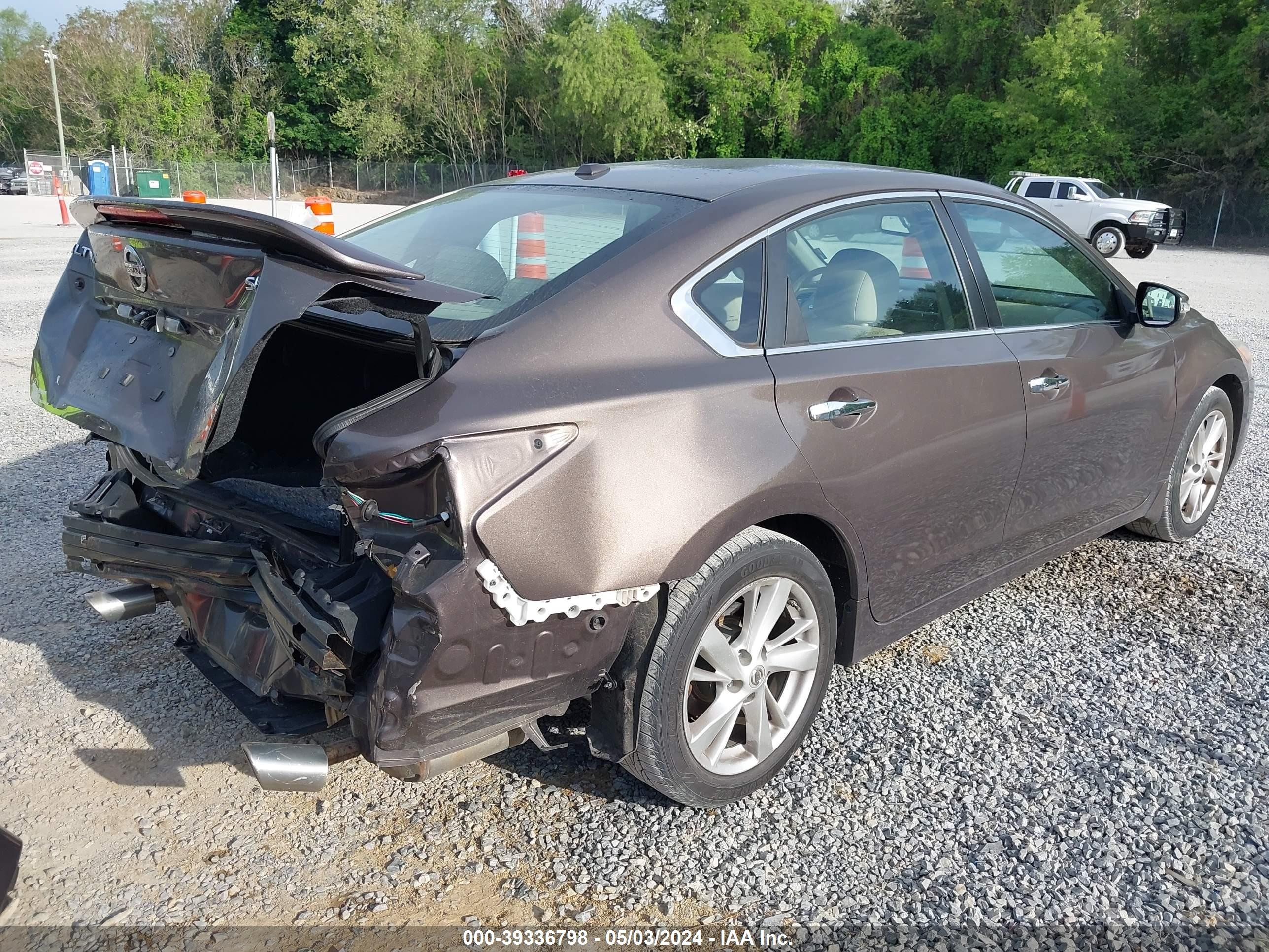 Photo 3 VIN: 1N4AL3AP0FC592215 - NISSAN ALTIMA 