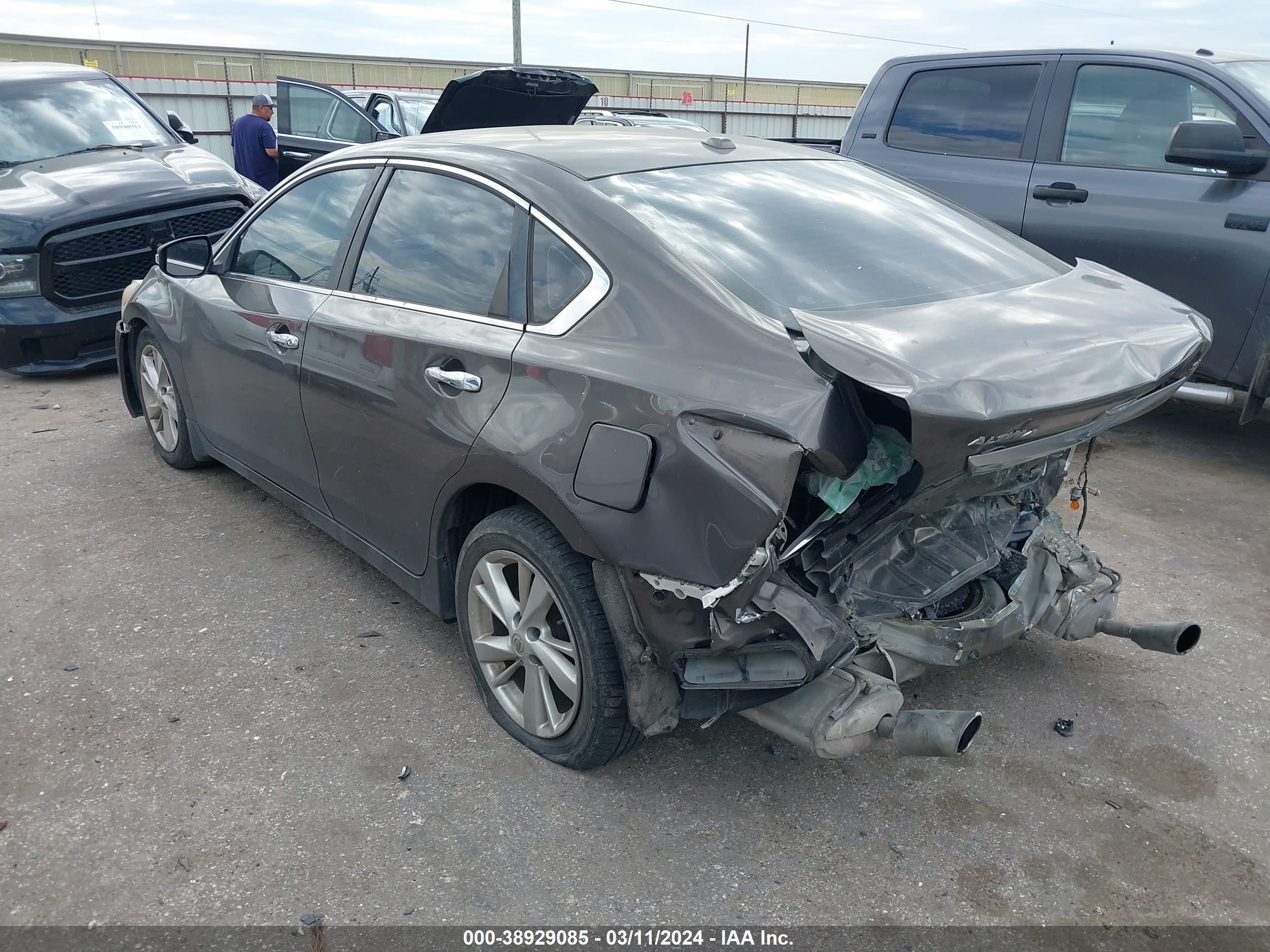 Photo 2 VIN: 1N4AL3AP0FN360511 - NISSAN ALTIMA 