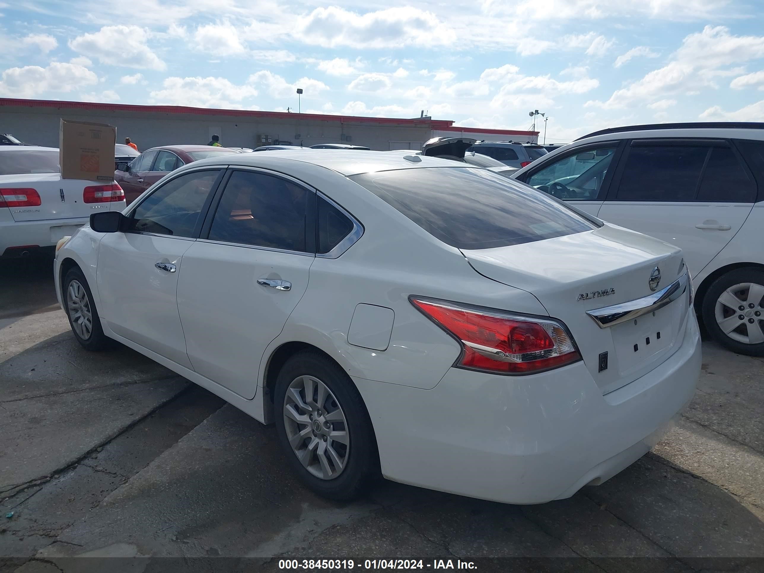 Photo 2 VIN: 1N4AL3AP0FN386414 - NISSAN ALTIMA 