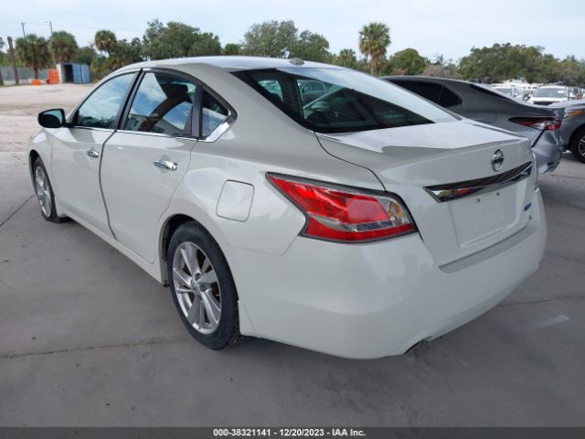 Photo 2 VIN: 1N4AL3AP0FN389863 - NISSAN ALTIMA 