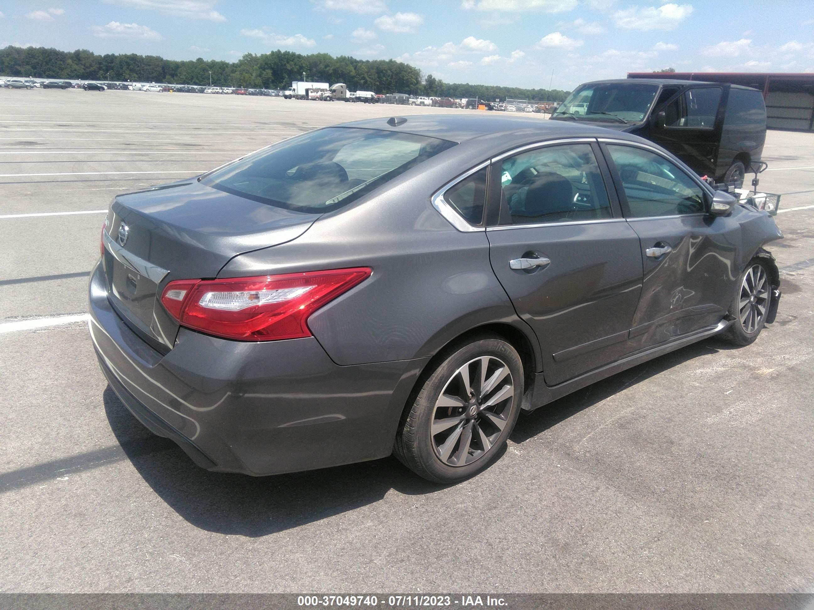 Photo 3 VIN: 1N4AL3AP0GC157678 - NISSAN ALTIMA 