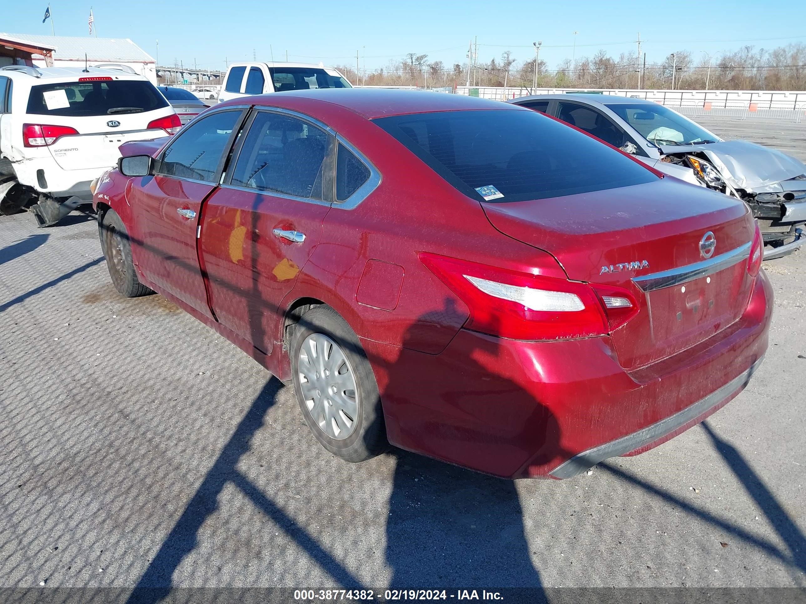 Photo 2 VIN: 1N4AL3AP0GC228989 - NISSAN ALTIMA 