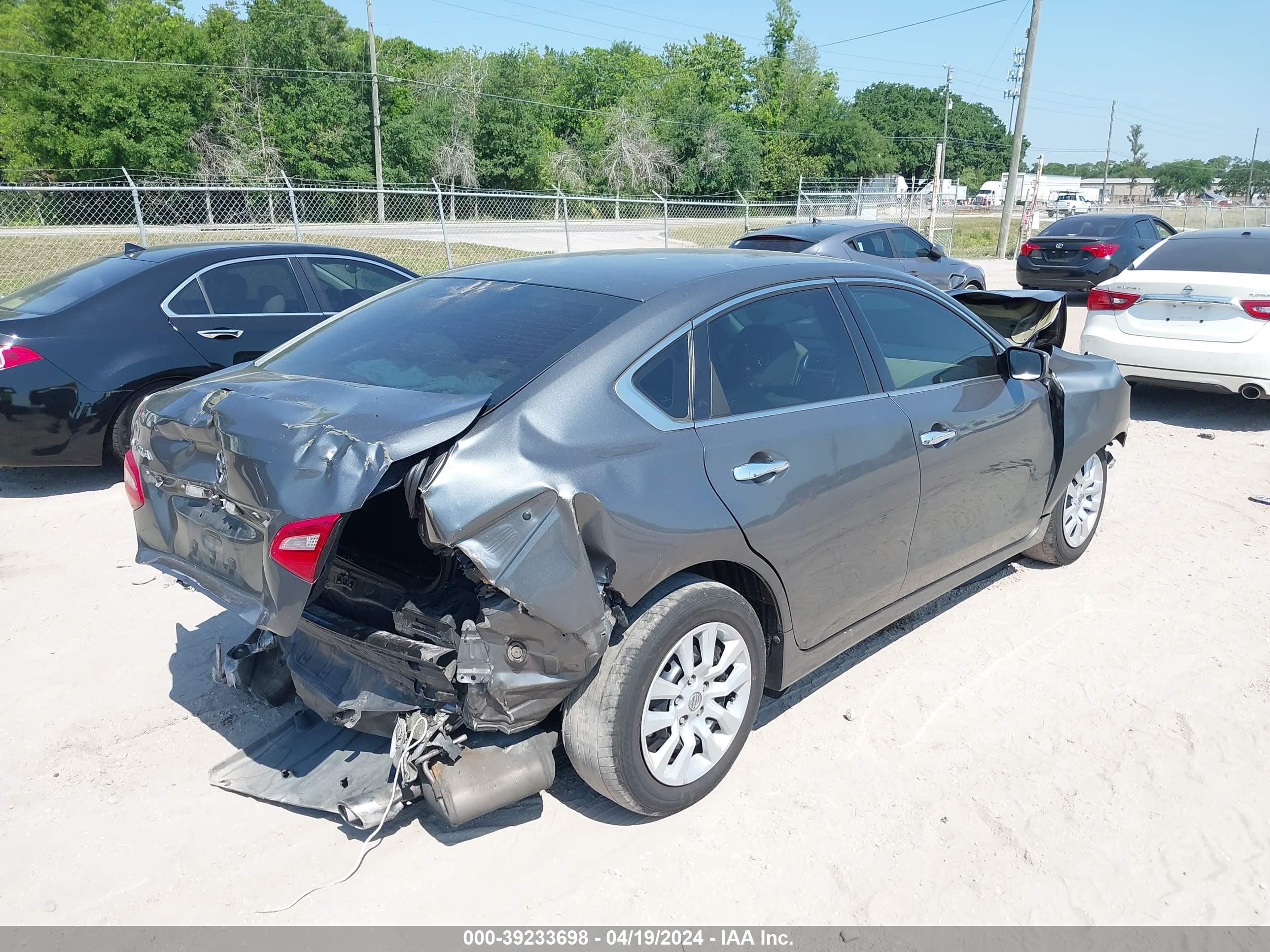 Photo 3 VIN: 1N4AL3AP0GN307843 - NISSAN ALTIMA 