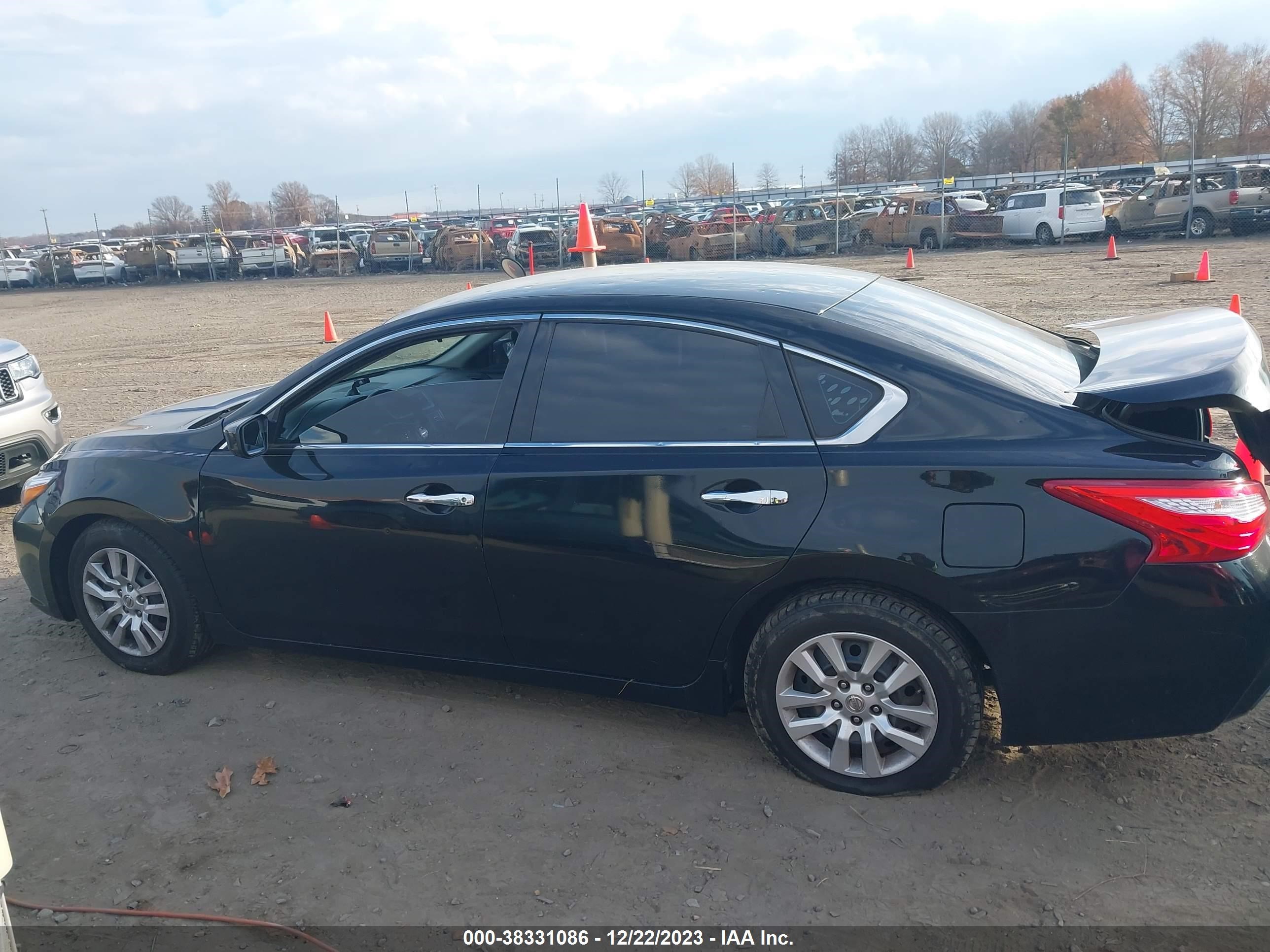 Photo 13 VIN: 1N4AL3AP0GN326568 - NISSAN ALTIMA 