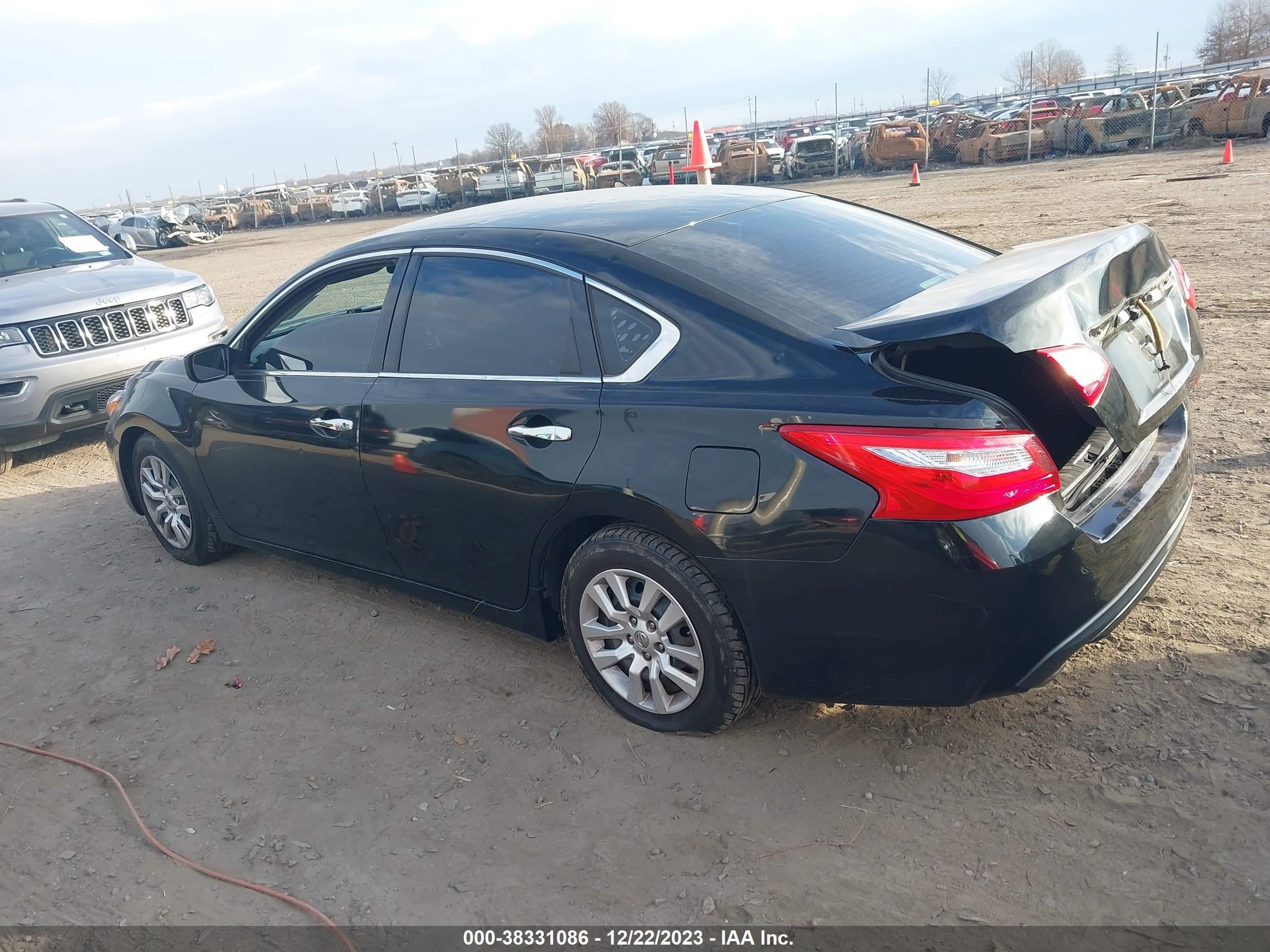 Photo 2 VIN: 1N4AL3AP0GN326568 - NISSAN ALTIMA 