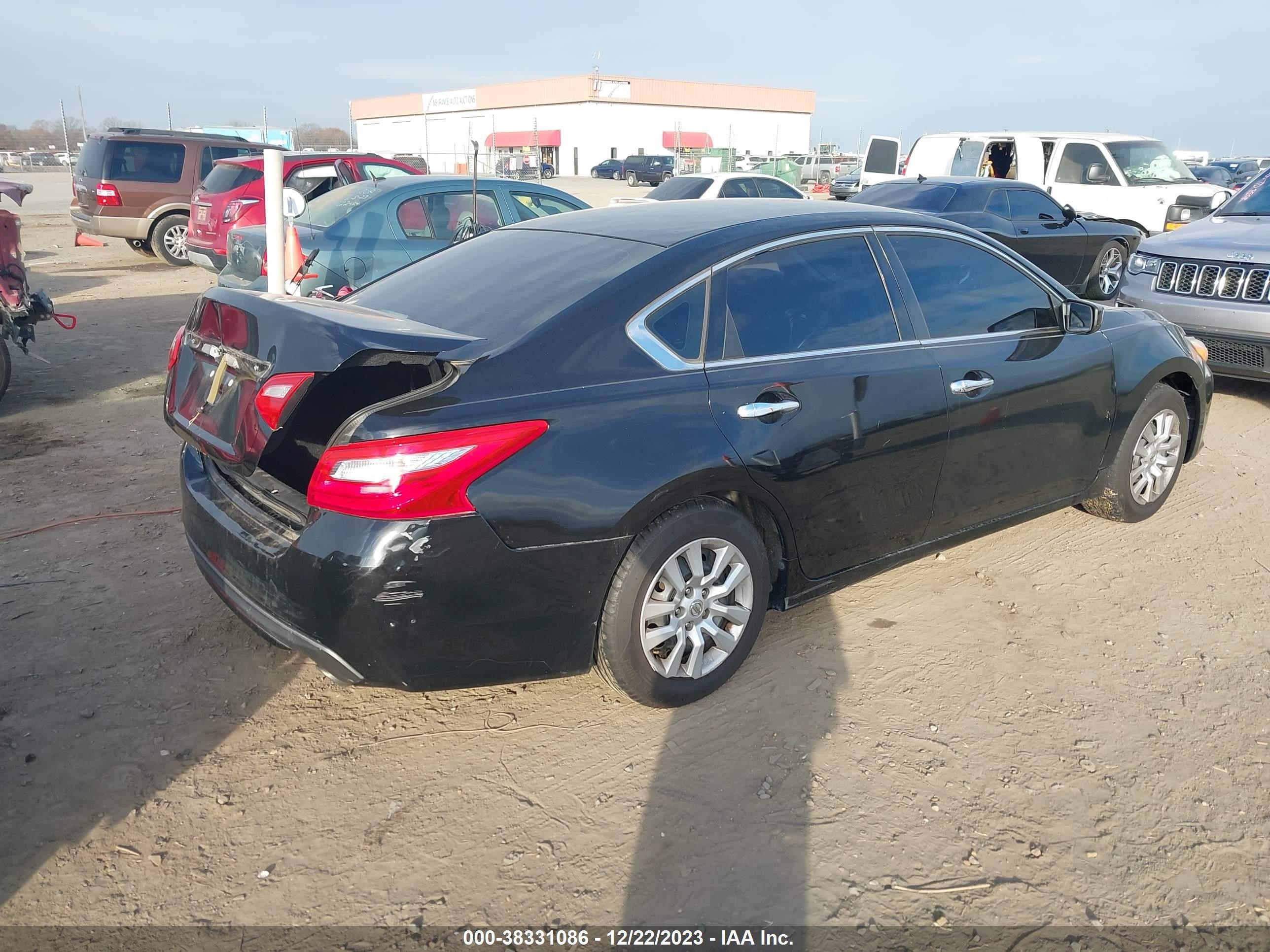 Photo 3 VIN: 1N4AL3AP0GN326568 - NISSAN ALTIMA 