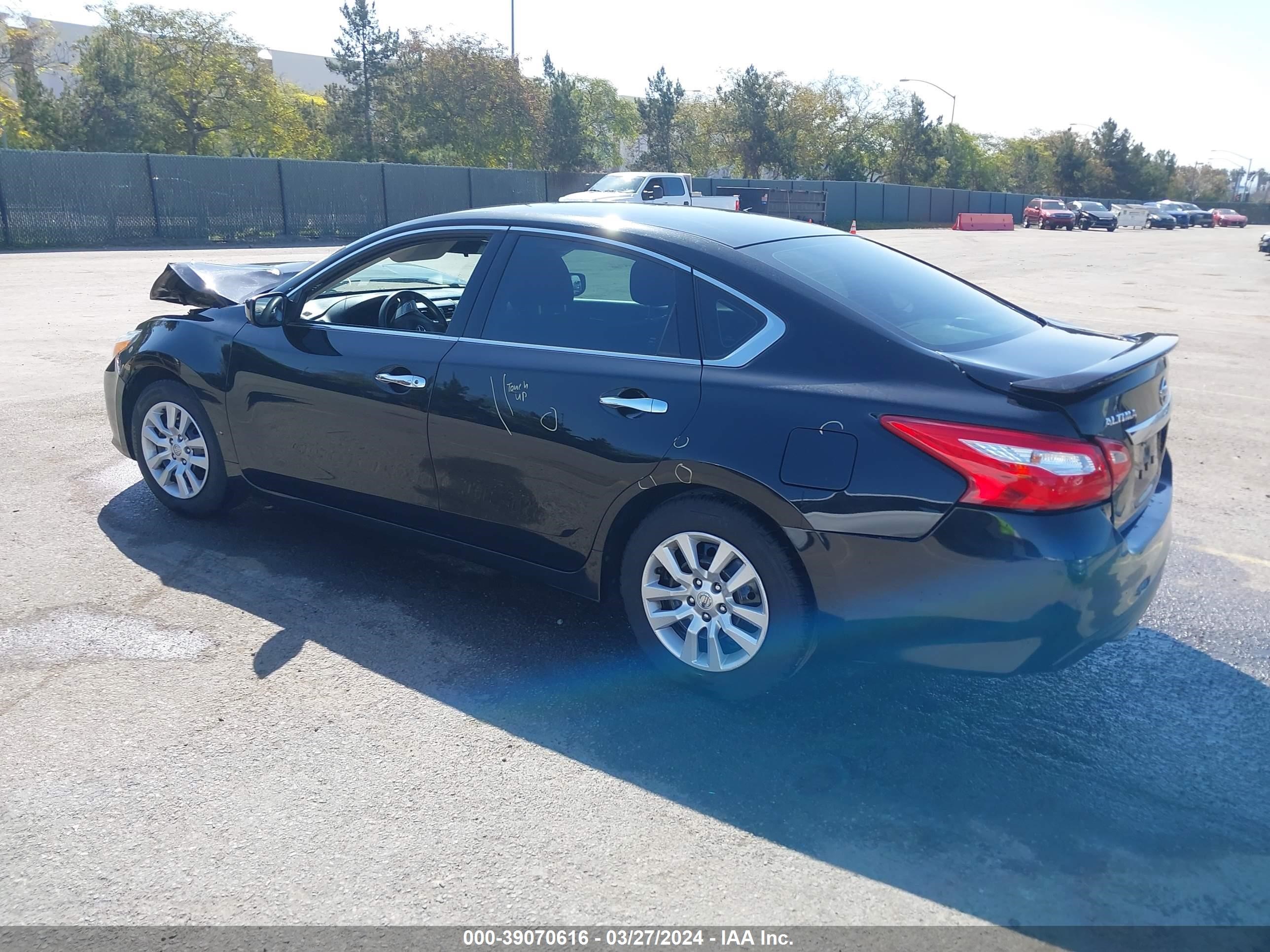 Photo 2 VIN: 1N4AL3AP0GN353799 - NISSAN ALTIMA 