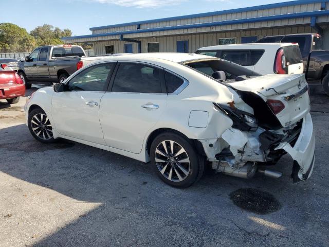 Photo 1 VIN: 1N4AL3AP0HC113360 - NISSAN ALTIMA 