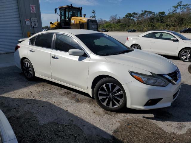 Photo 3 VIN: 1N4AL3AP0HC113360 - NISSAN ALTIMA 