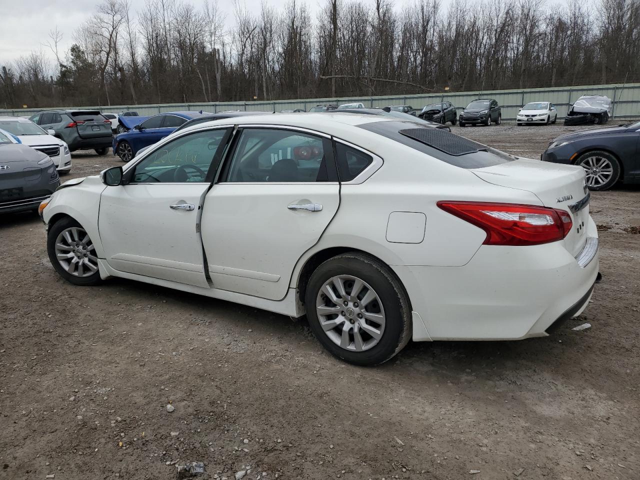 Photo 1 VIN: 1N4AL3AP0HC130658 - NISSAN ALTIMA 