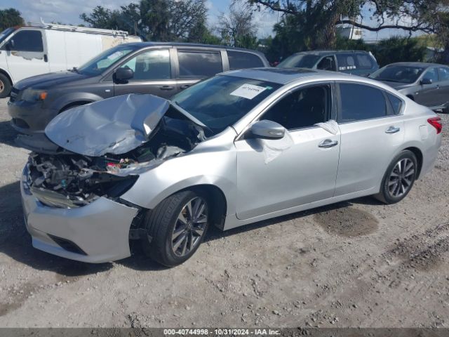 Photo 1 VIN: 1N4AL3AP0HC184588 - NISSAN ALTIMA 