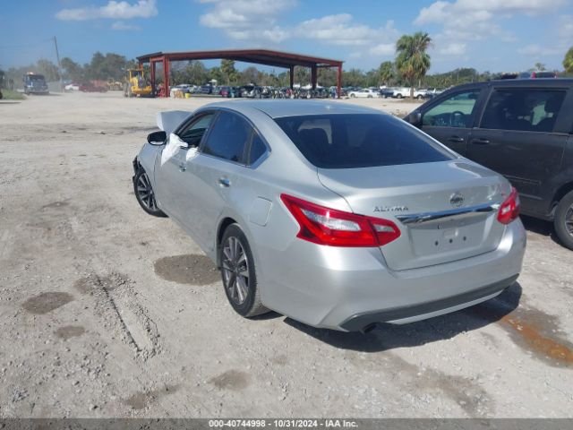 Photo 2 VIN: 1N4AL3AP0HC184588 - NISSAN ALTIMA 