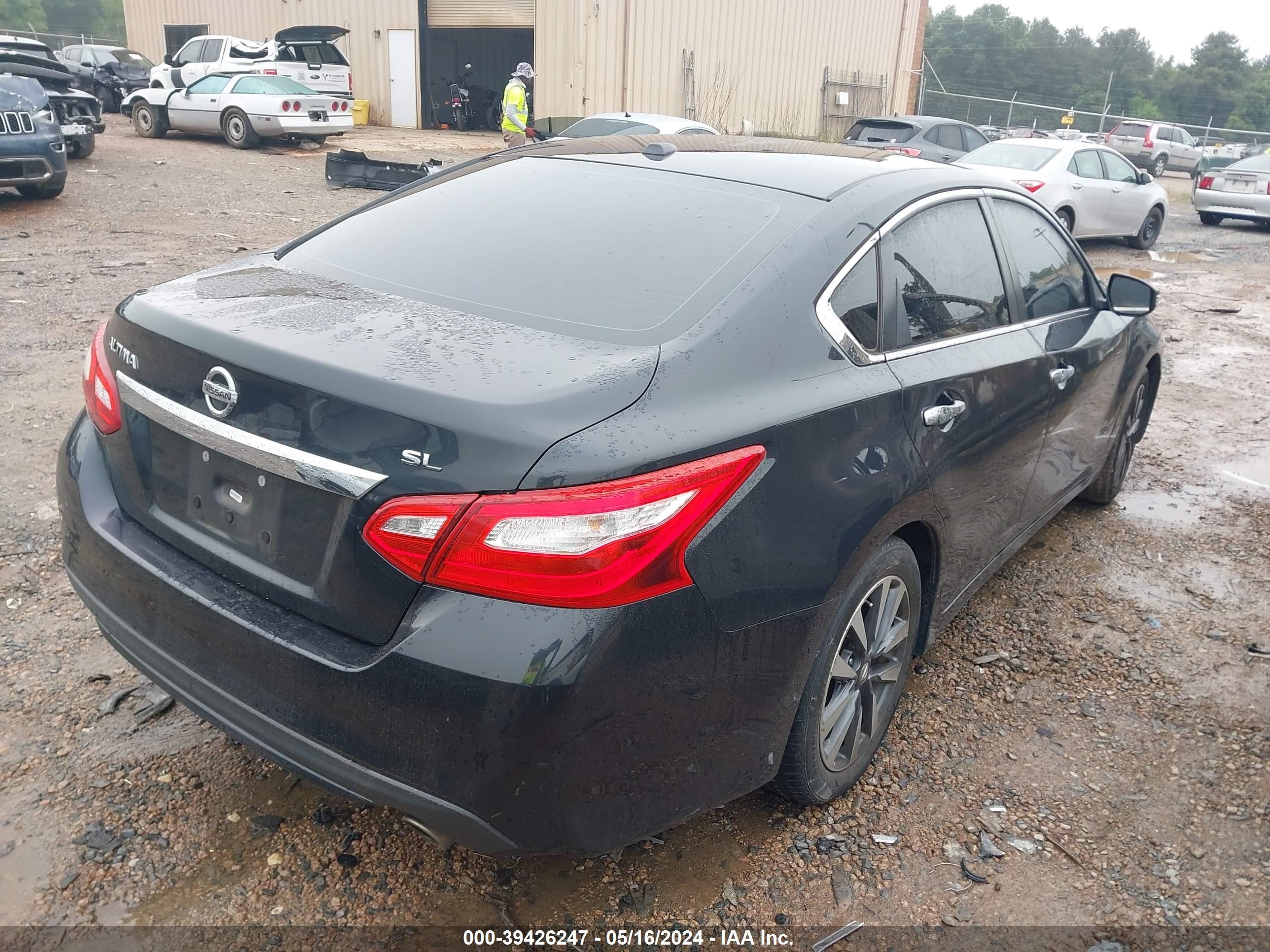 Photo 3 VIN: 1N4AL3AP0HC210106 - NISSAN ALTIMA 