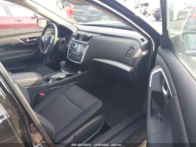 Photo 4 VIN: 1N4AL3AP0HC218495 - NISSAN ALTIMA 