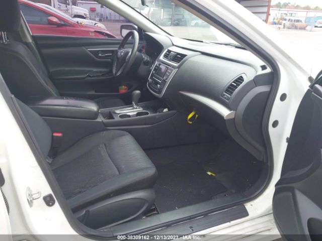 Photo 4 VIN: 1N4AL3AP0HC268278 - NISSAN ALTIMA 