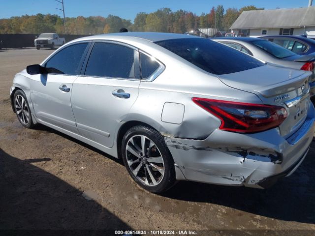 Photo 2 VIN: 1N4AL3AP0HN310596 - NISSAN ALTIMA 